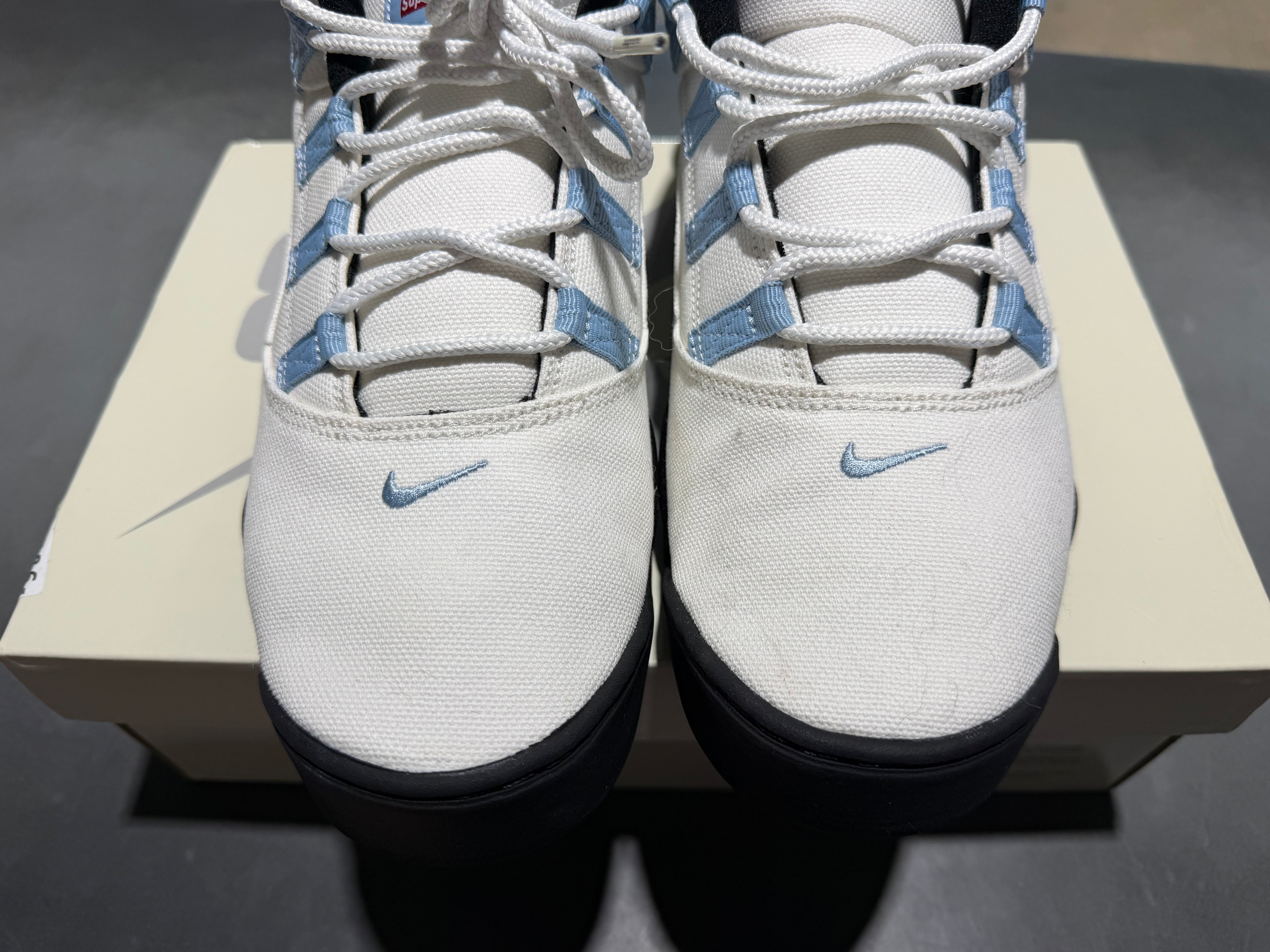 Nike SB x Supreme Darwin Low - Sail Size 12