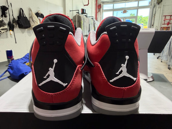 Air Jordan 4 Retro - Toro Size 9