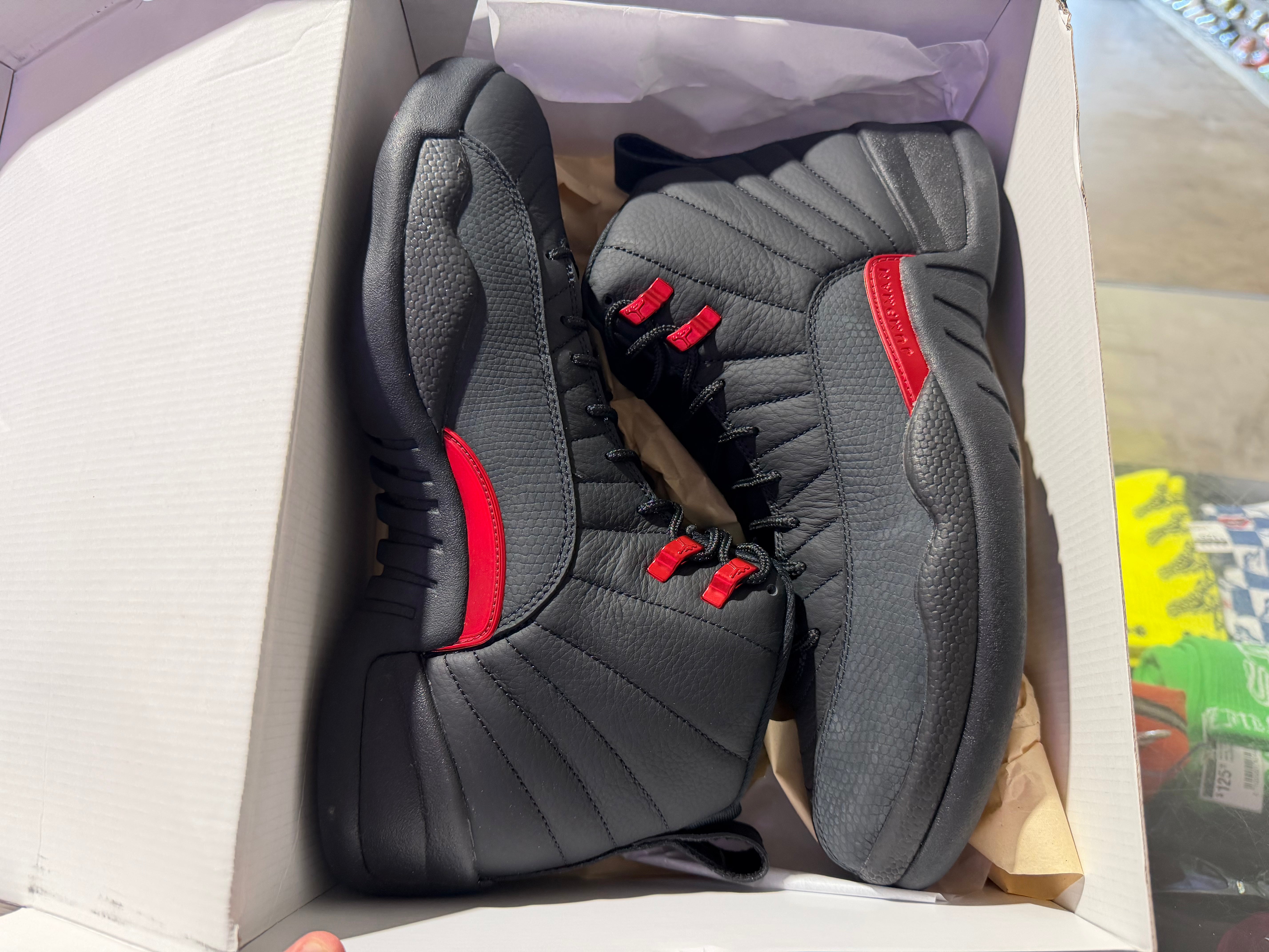 Air Jordan 12 Retro - Bloodline Size 10