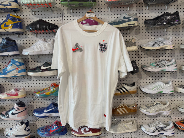 NEW Palace x Nike England T-shirt - White Size L