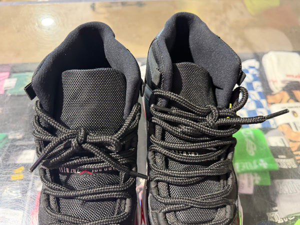 Air Jordan 11 Retro - Bred Size 9.5