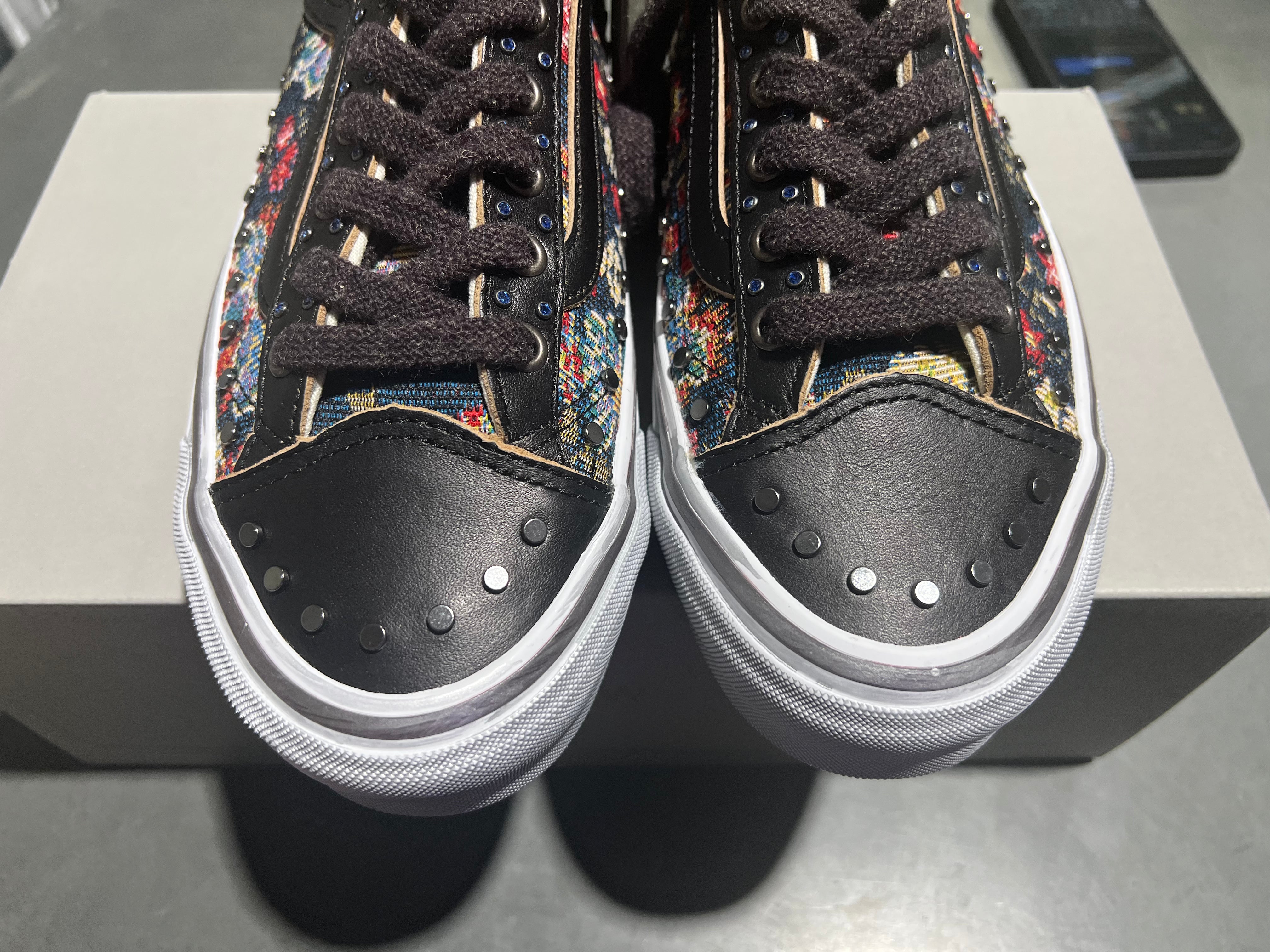 Vans OTW Old Skool 36 Vibram - Floral Rivets Black Size 9