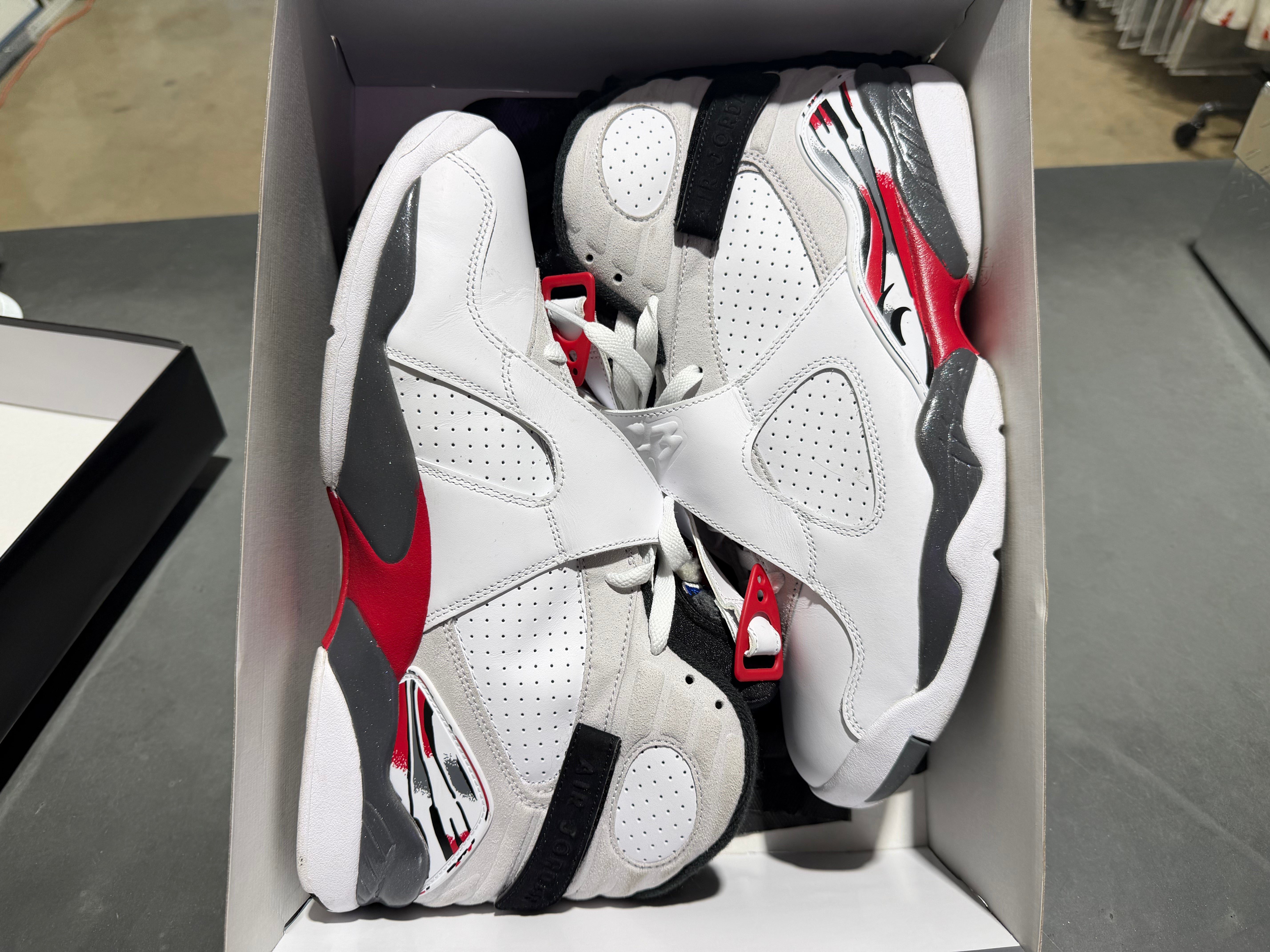 Air Jordan 8 Retro - Bunny / True Red Size 12
