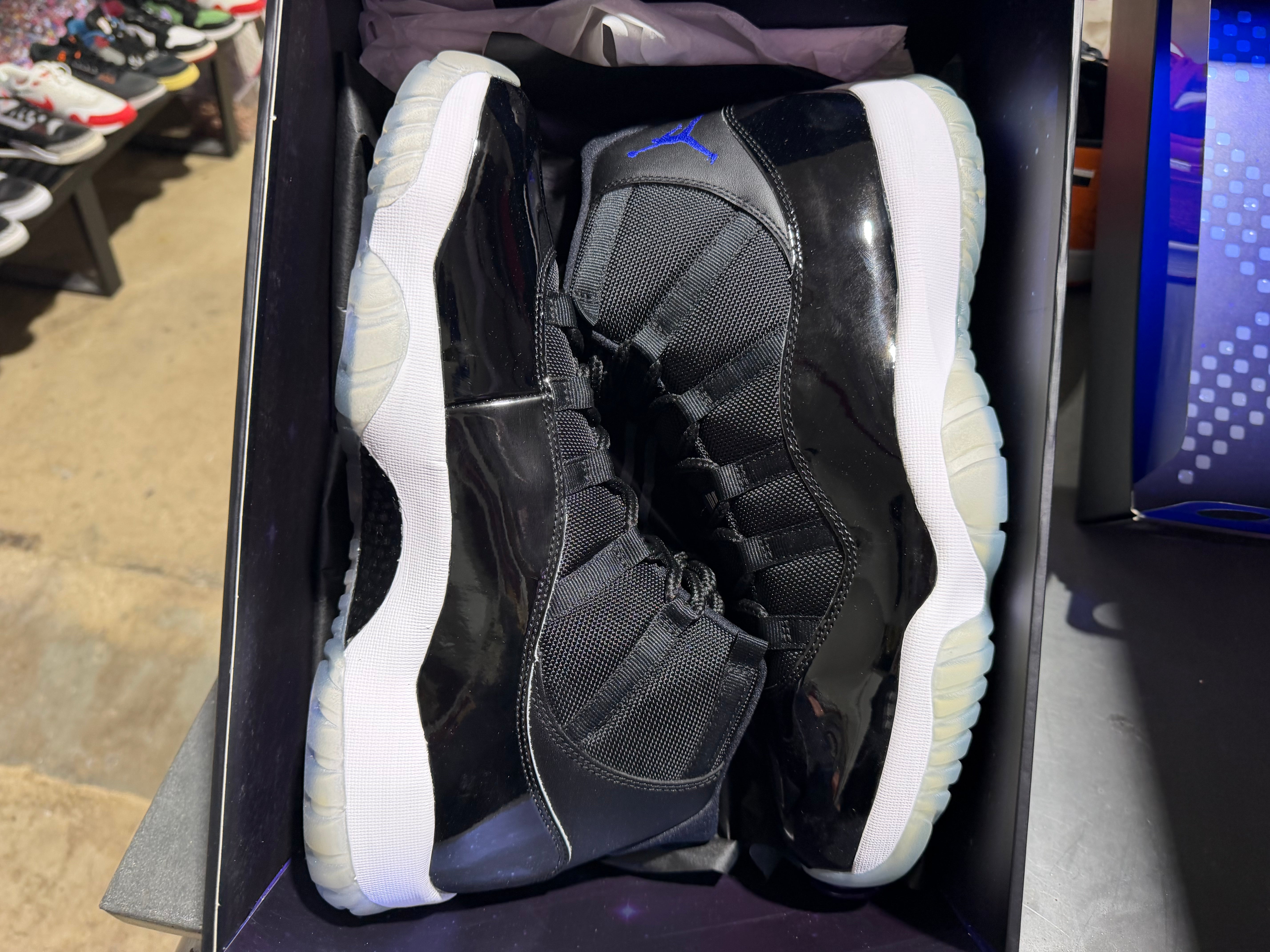 Air Jordan 11 Retro - 2016 Space Jam Size 13