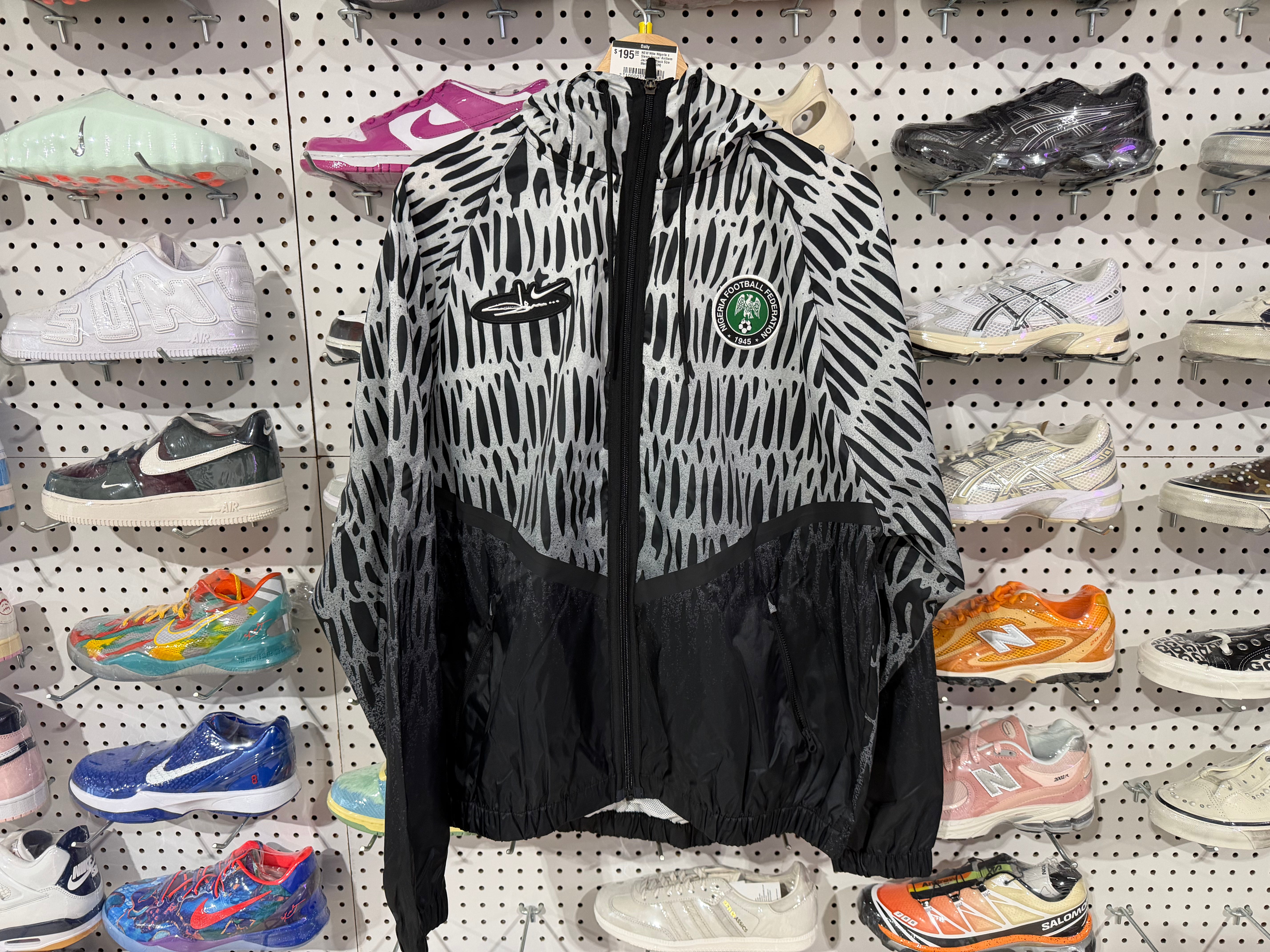 NEW Nike Nigeria x Slawn Soccer Anthem Jacket - Black Size Medium