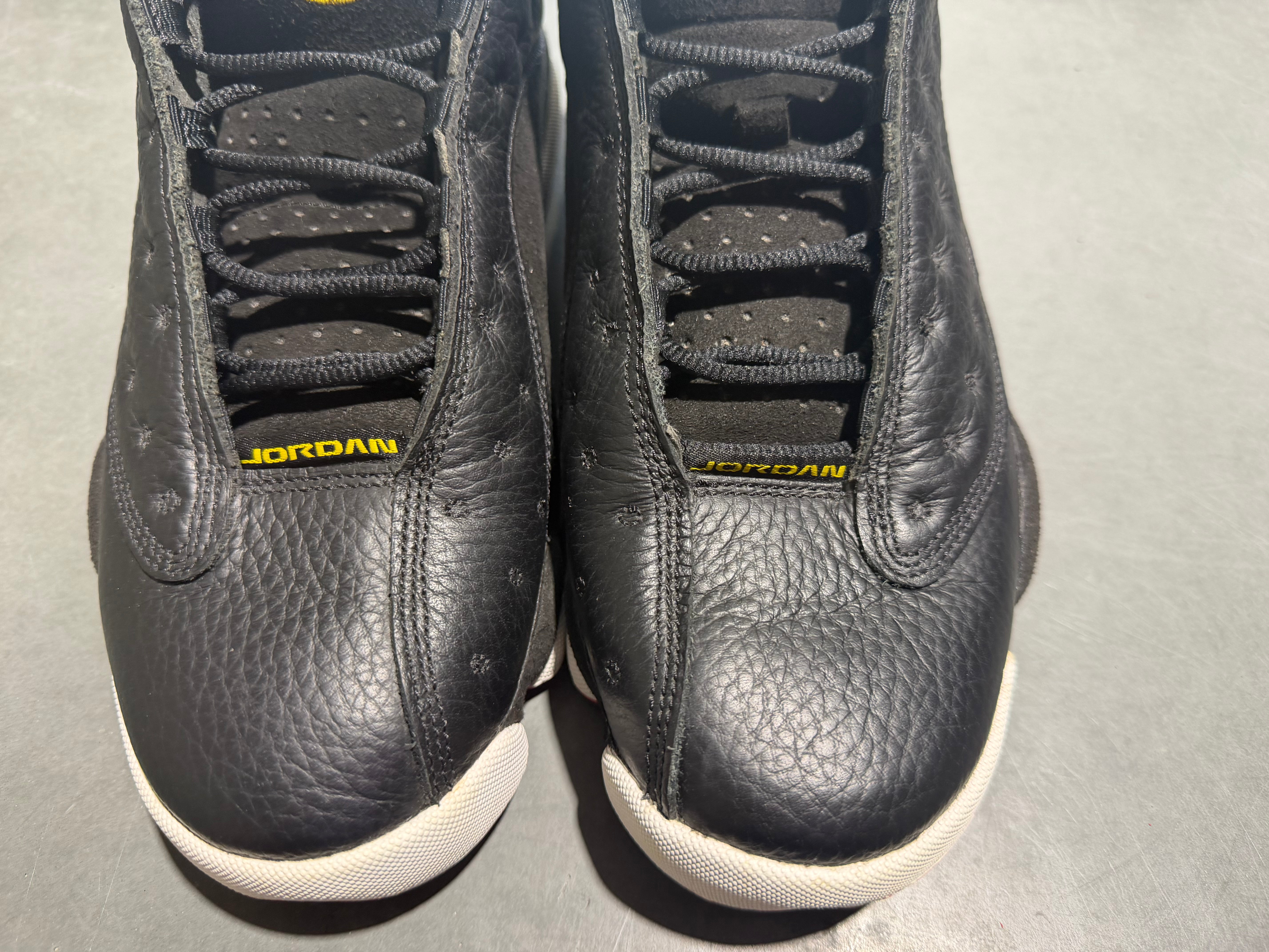 Air Jordan 13 Retro - Playoffs Size 9.5