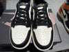Air Jordan 1 Retro Low OG - Mocha Size 9