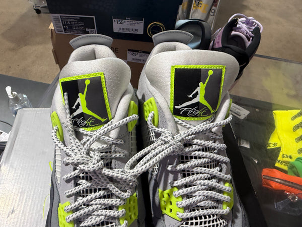Air Jordan 4 Retro SE - 95 Neon Size 9