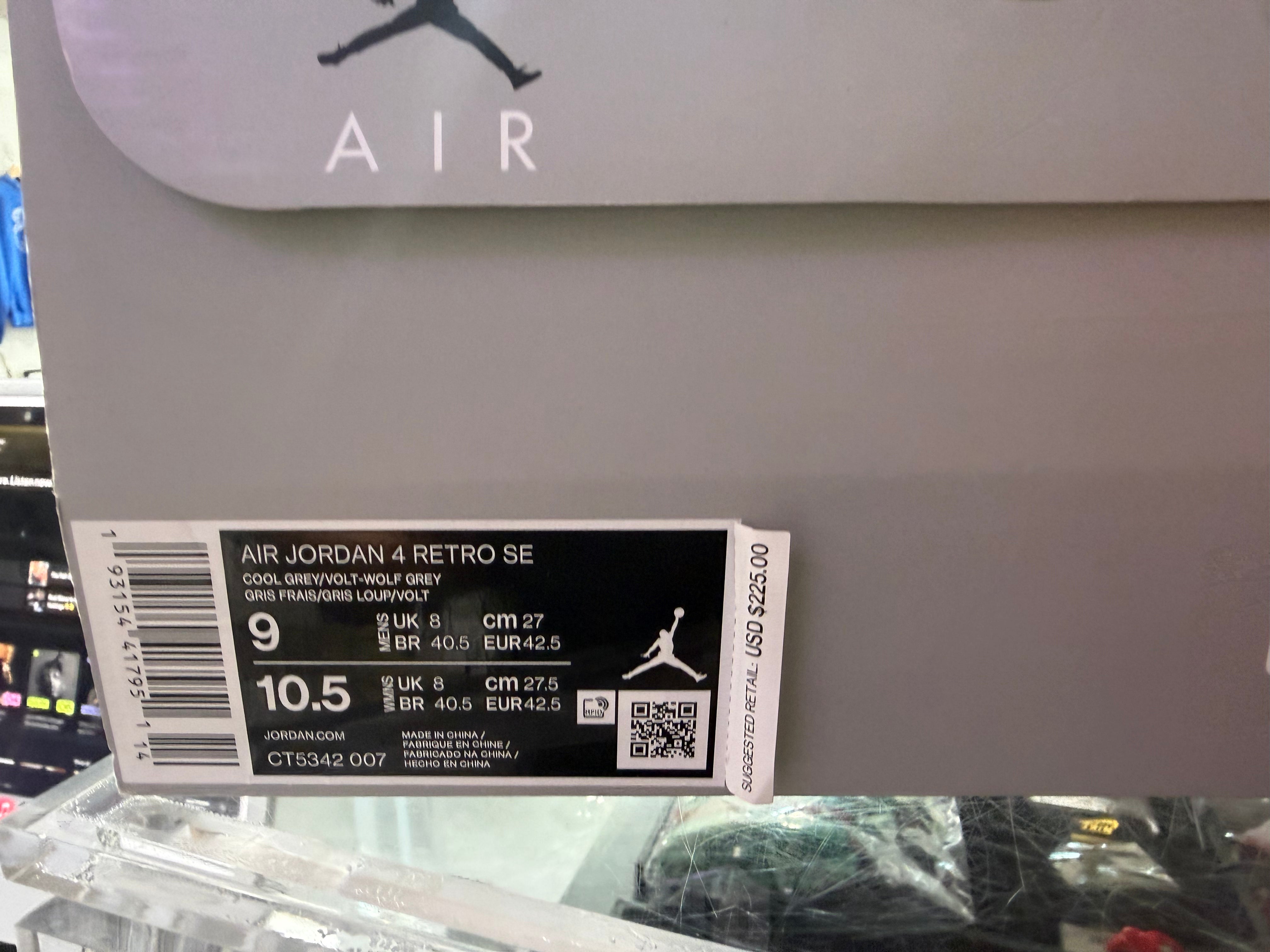 Air Jordan 4 Retro SE - 95 Neon Size 9