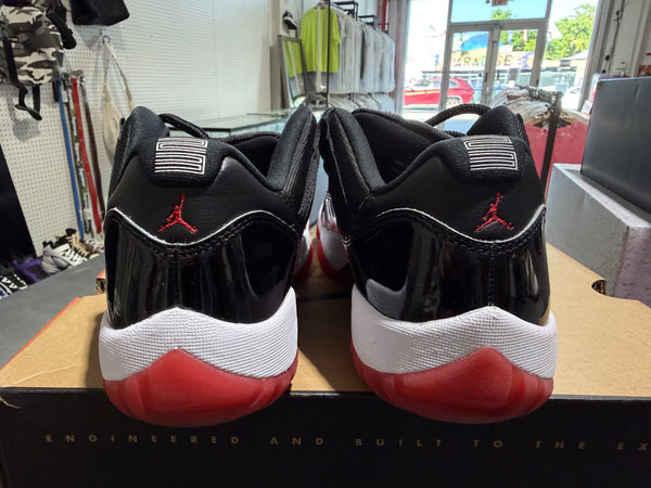 Air Jordan 11 Retro Low - Bred 2025 Size 9.5