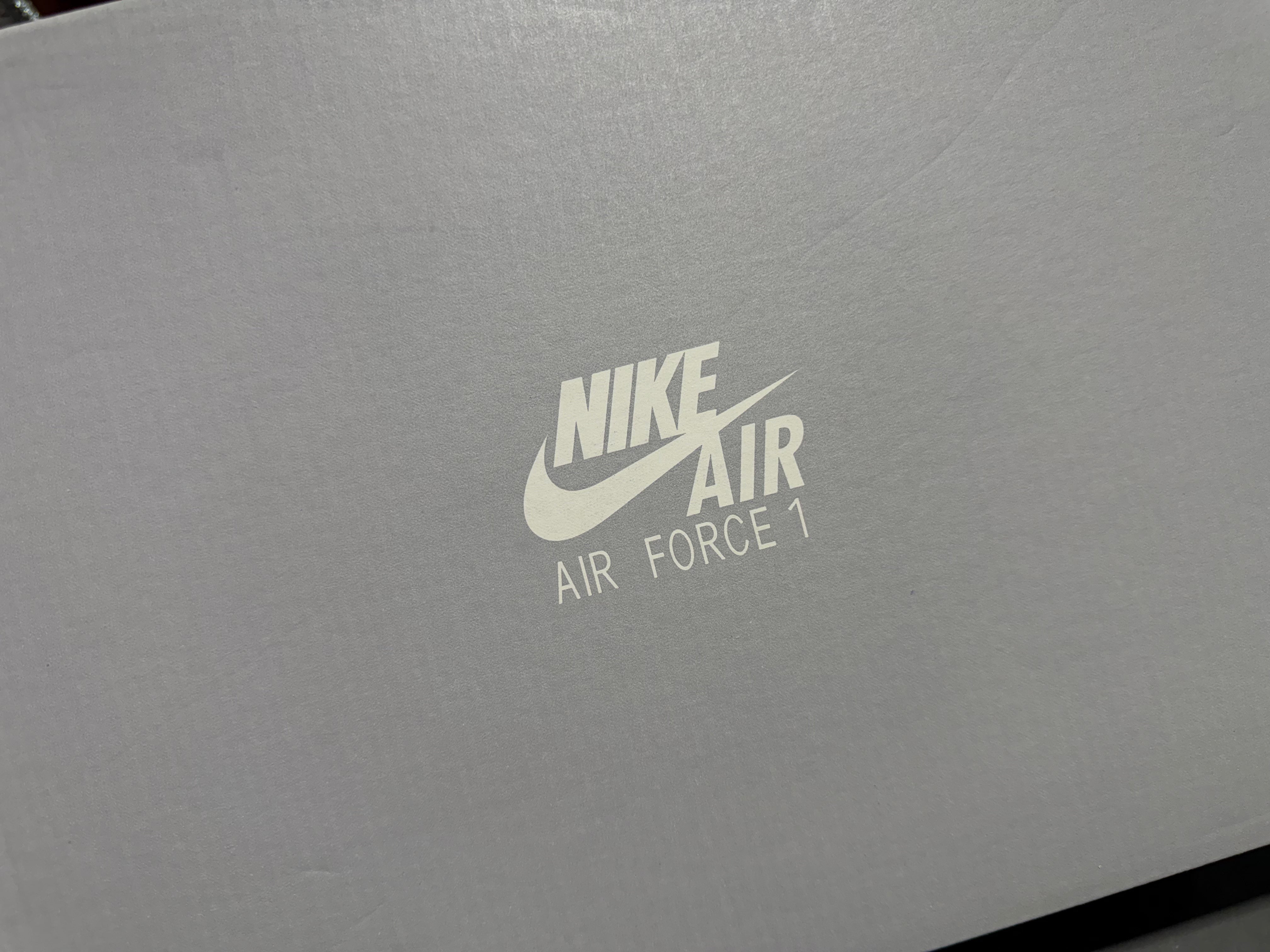 Nike Air Force 1 07 - Triple White Size 11.5