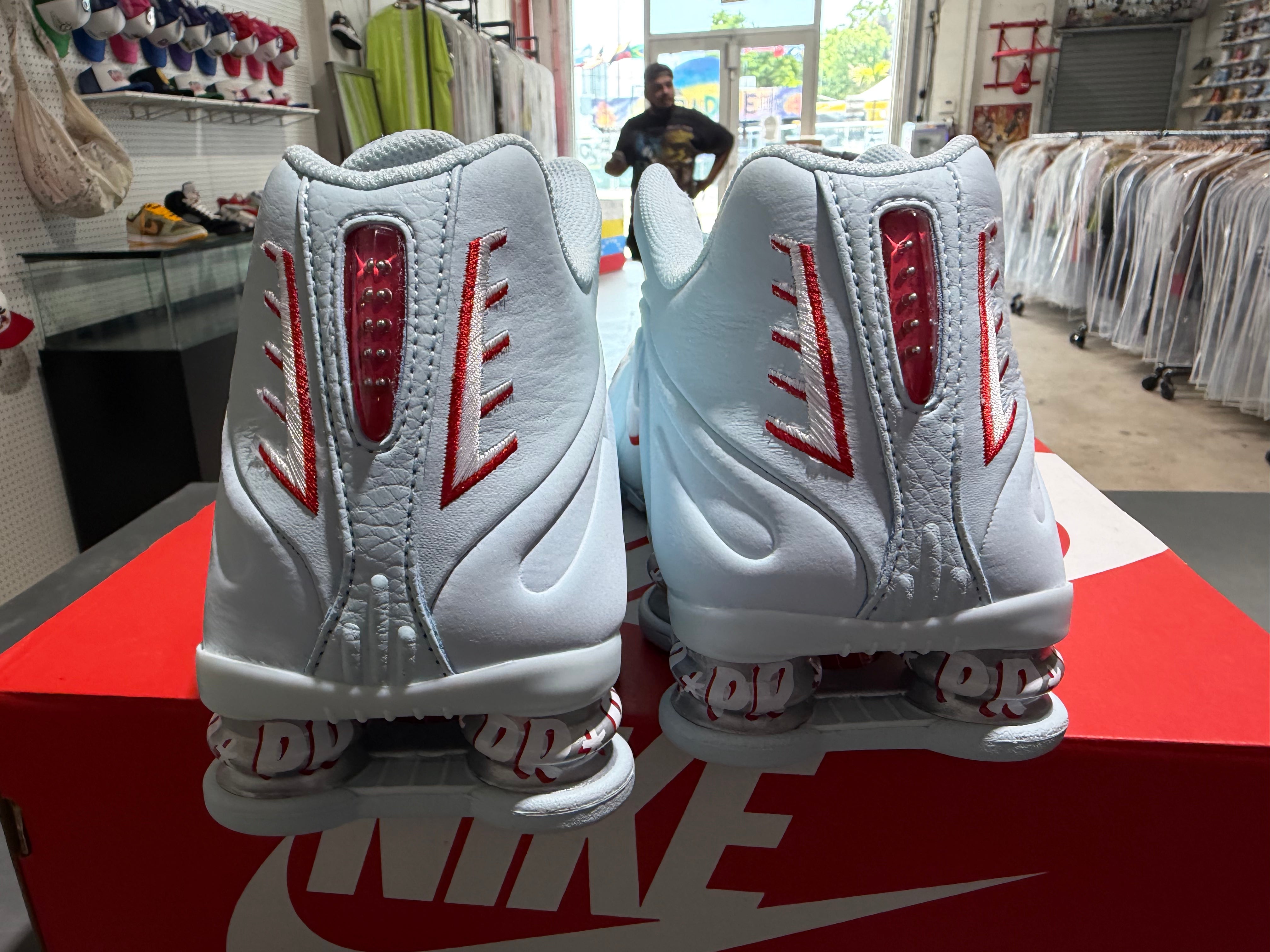 Nike Shoe R4 - Puetro Rico Size 10
