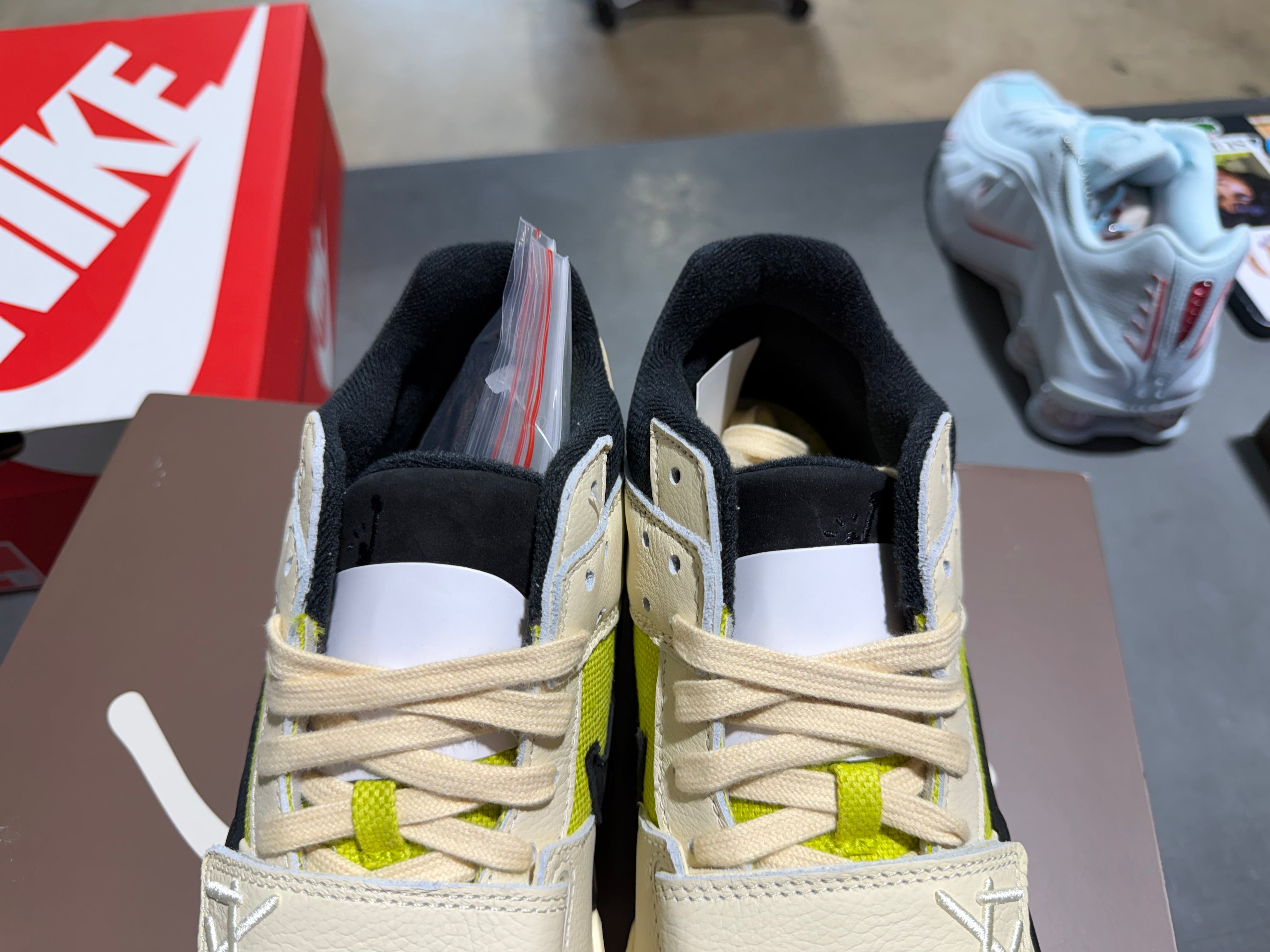 Nike Jumpman Jack TR - Travis Scott/Bright Cactus Size 10