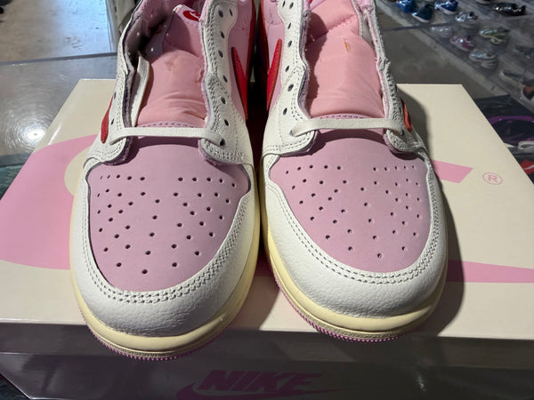 Air Jordan 1 Retro Low OG SP - Travis Scott/Tropical Pink Size 10.5