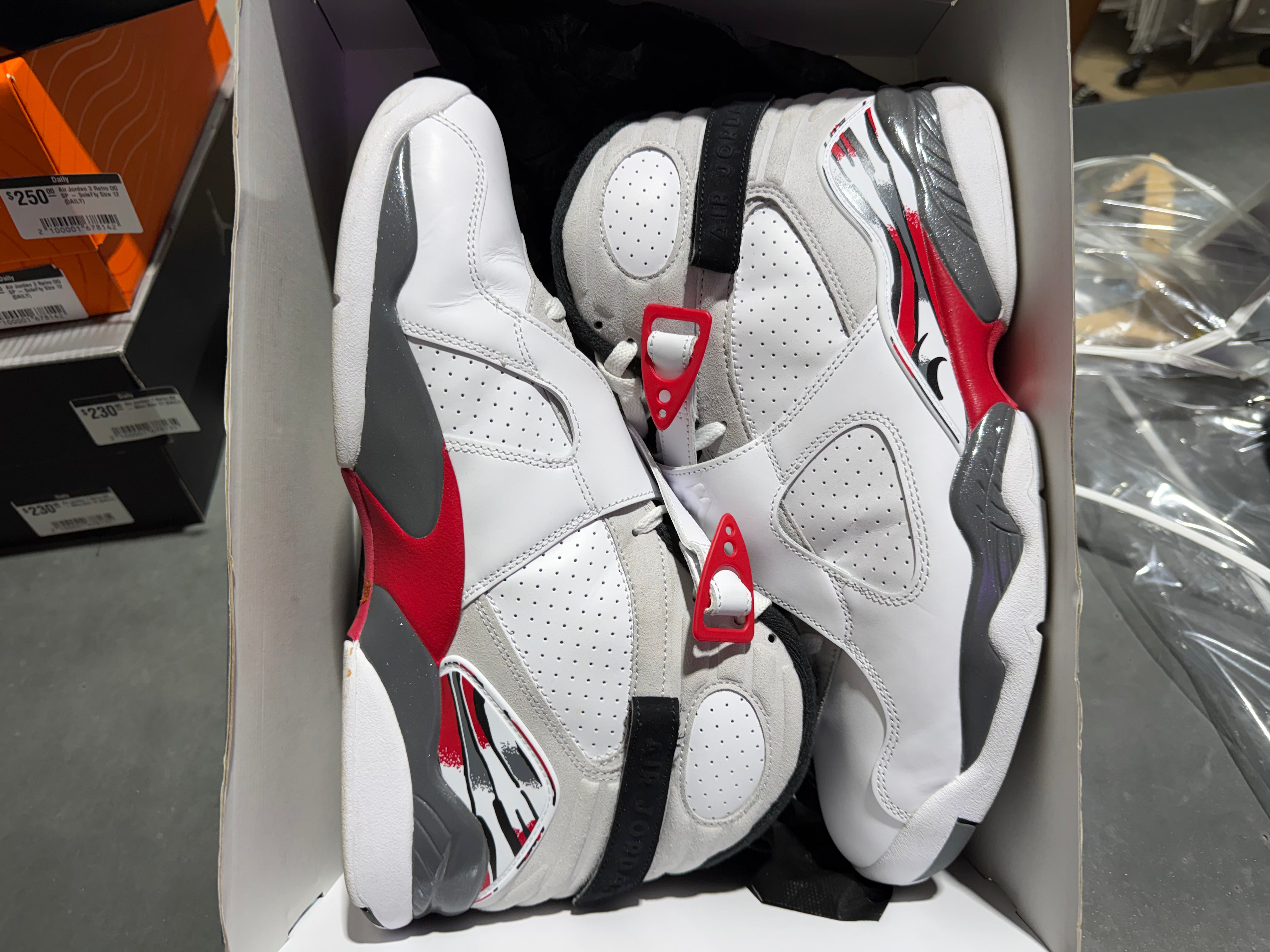 Air Jordan 8 Retro - Bunny / True Red Size 12
