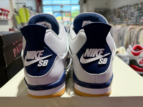 Air Jordan 4 Retro SP x Nike SB - Navy Size 10.5