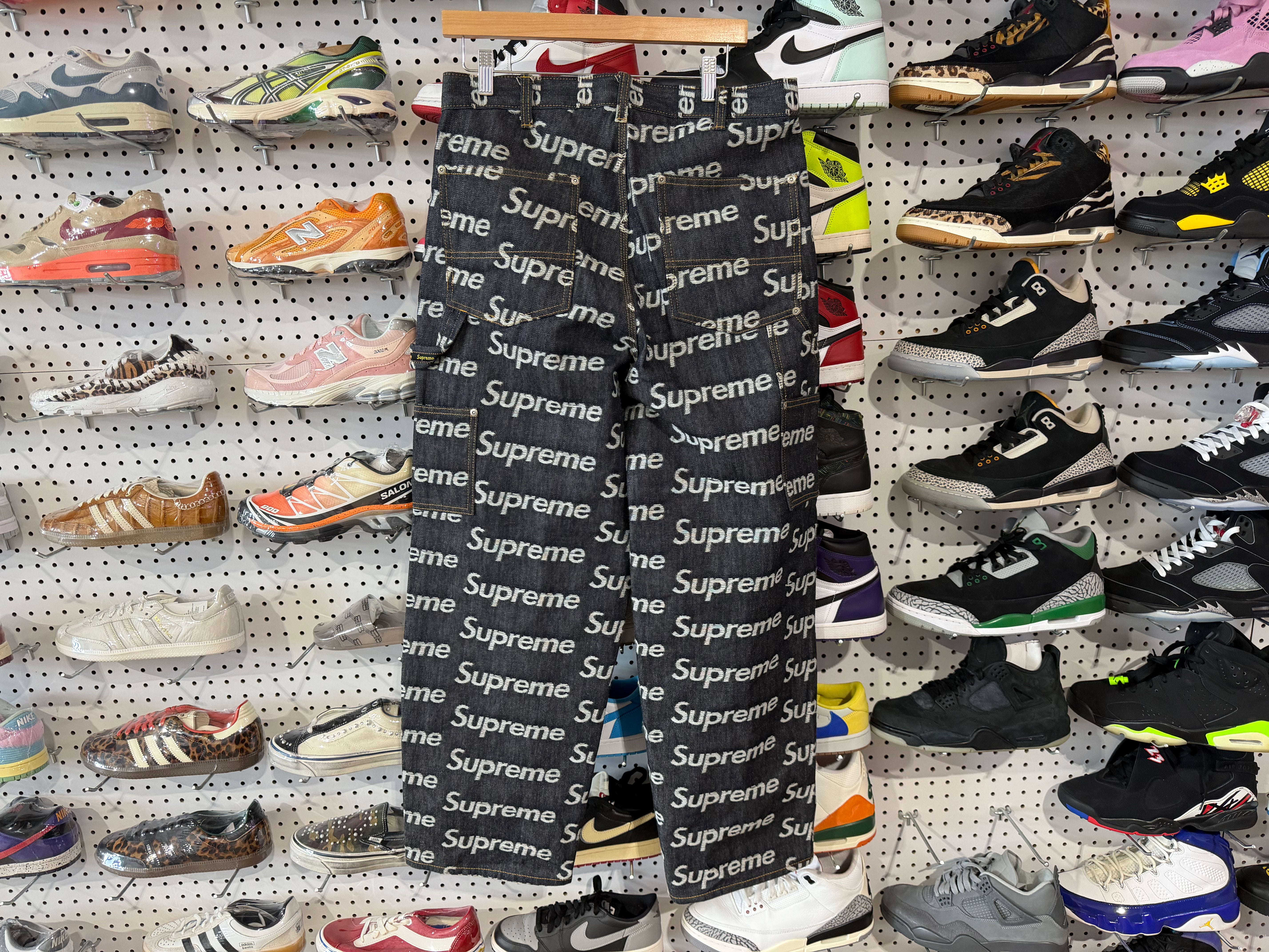 USED Supreme Jacquard Logos Double Knee Denim Painter Jeans - Indigo Size 30