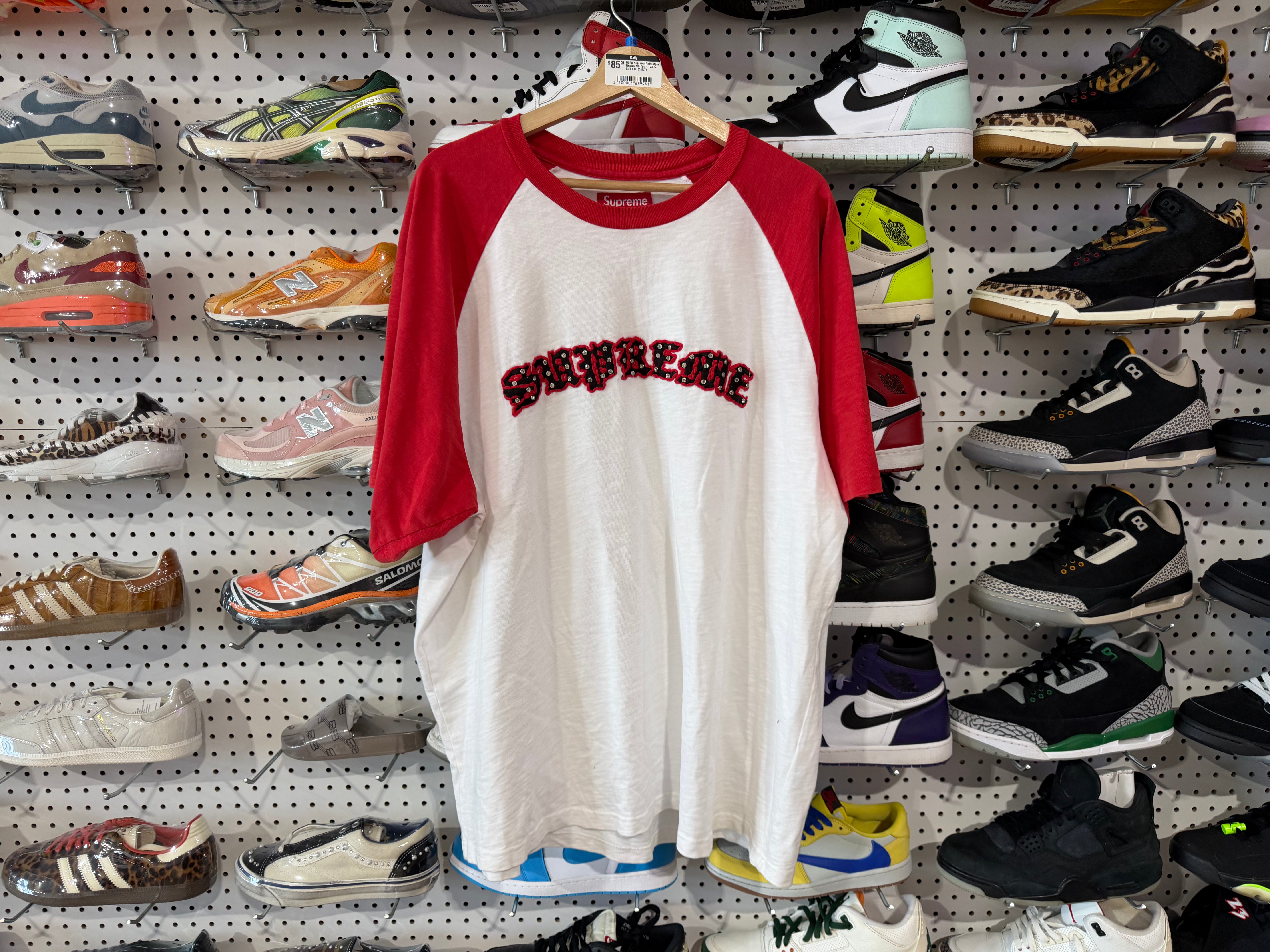 USED Supreme Rhinestone Raglan S/S Top - White Size XXL