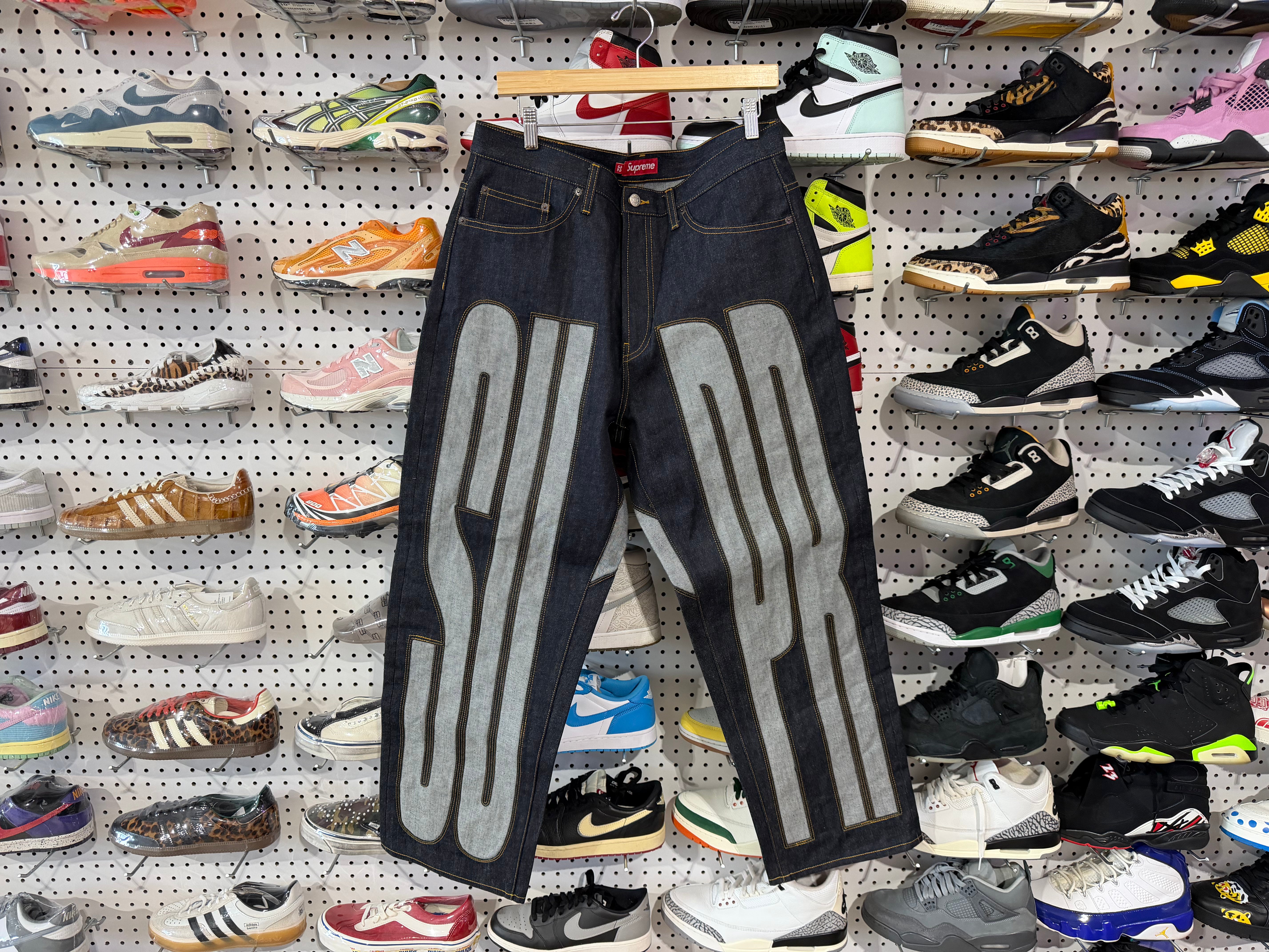 NEW Supreme Inset Spellout Baggy Jean - Rigid Indigo Size 32