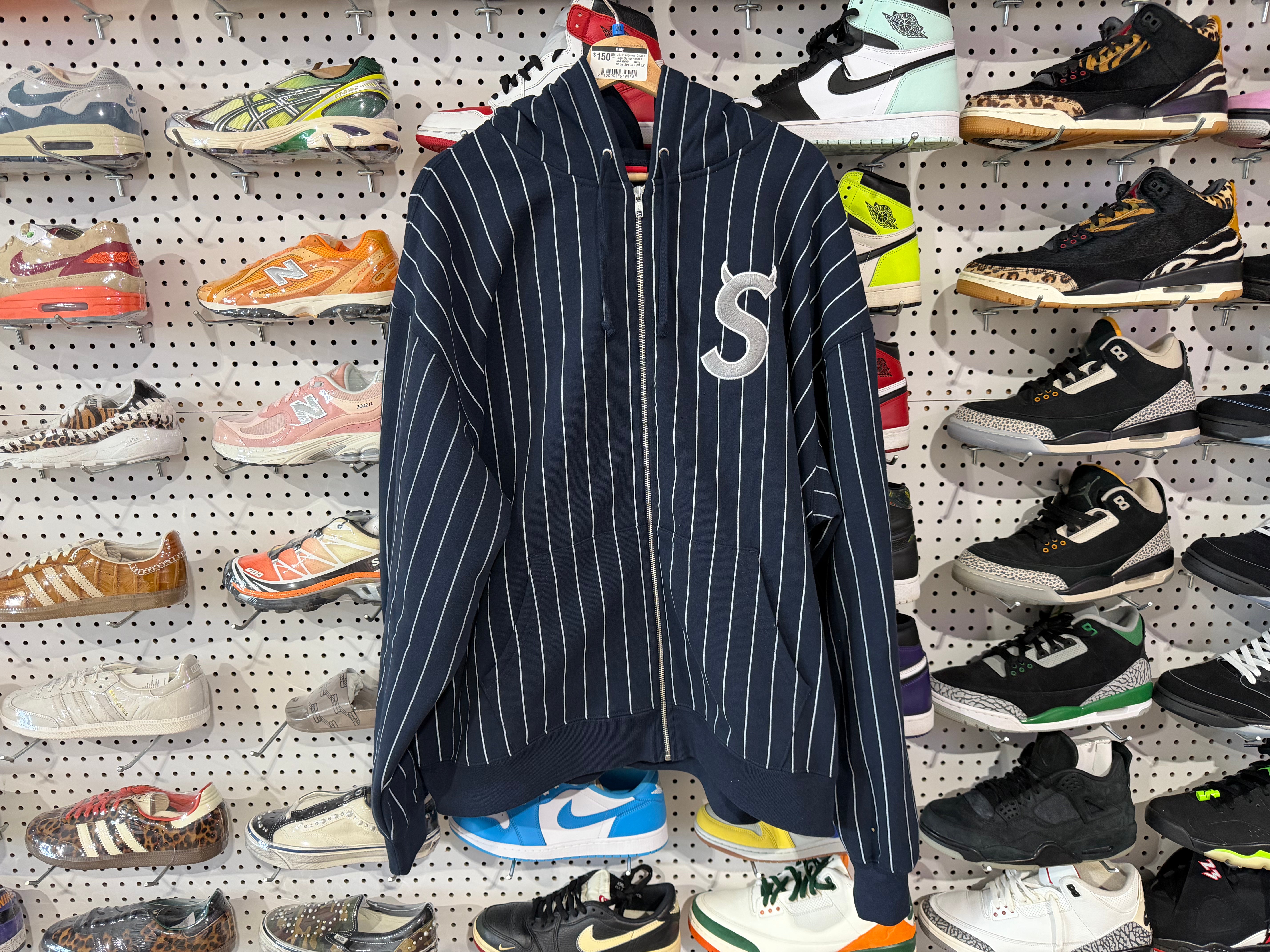 USED Supreme Devil S Logo Zip Up Hooded Sweatshirt - Navy Stripe Size XXL