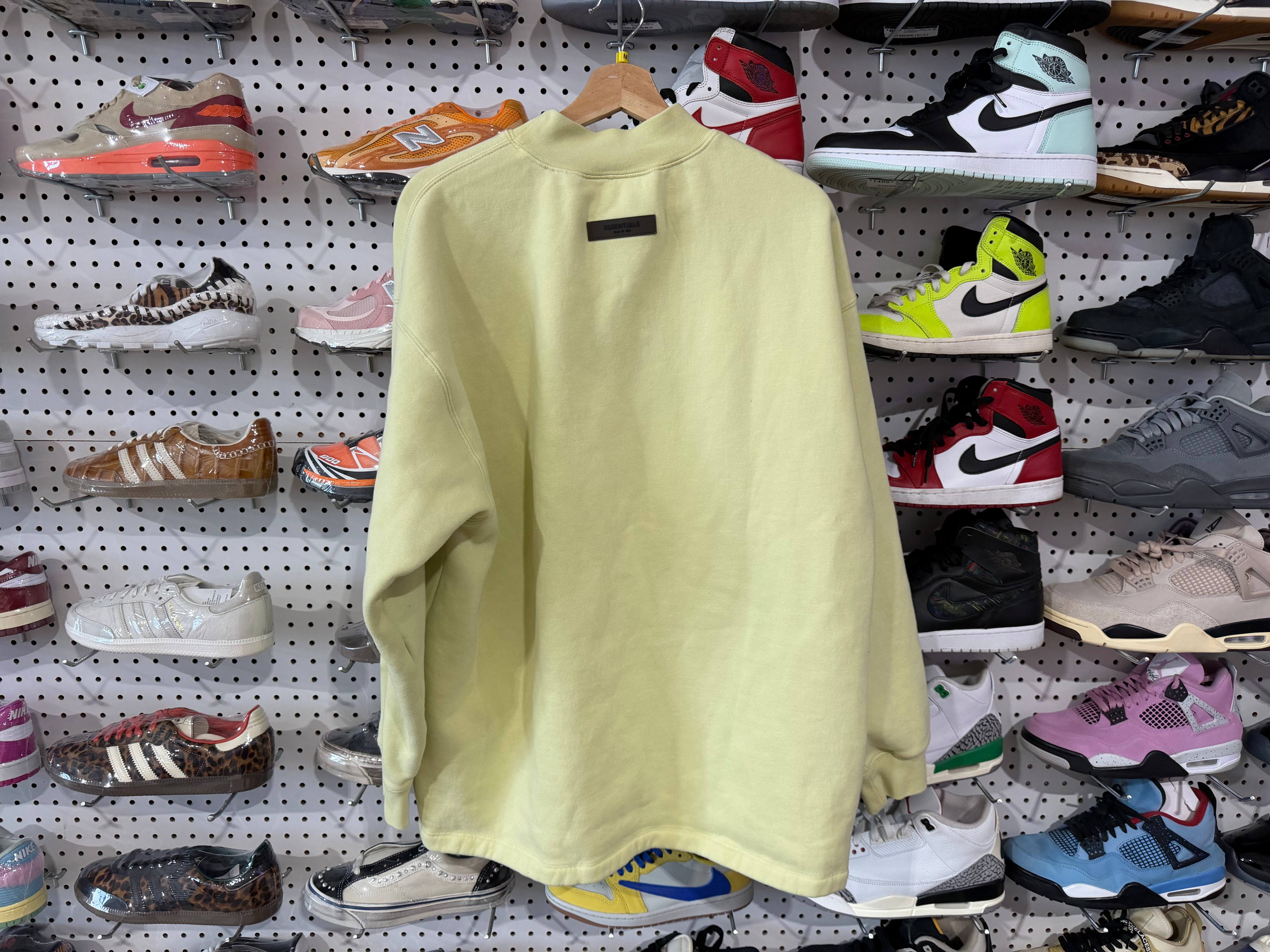 NEW Fear of God FOG Essentials Crewneck - Yellow Size Medium
