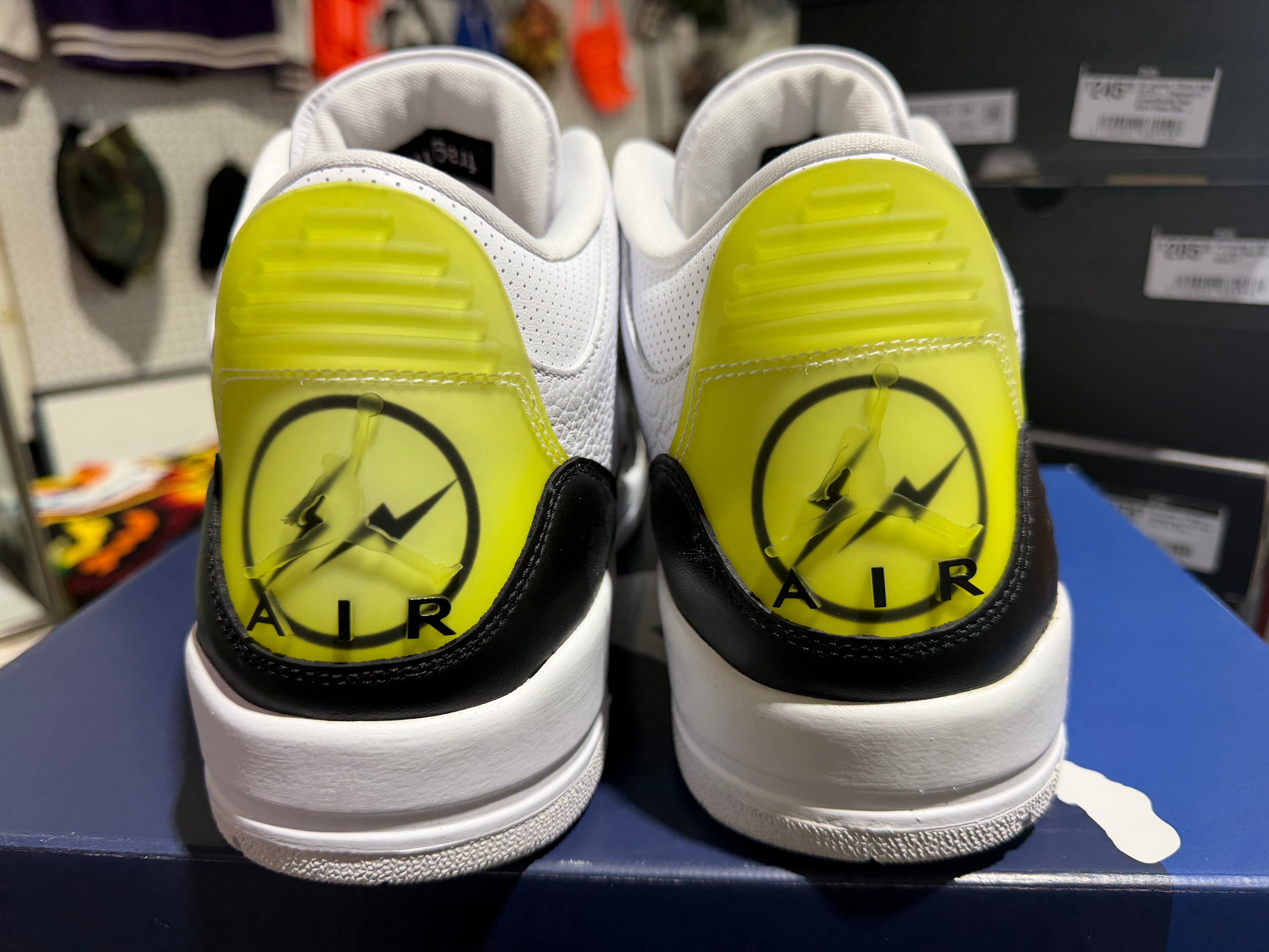 Air Jordan 3 Retro SP - Fragment Size 13