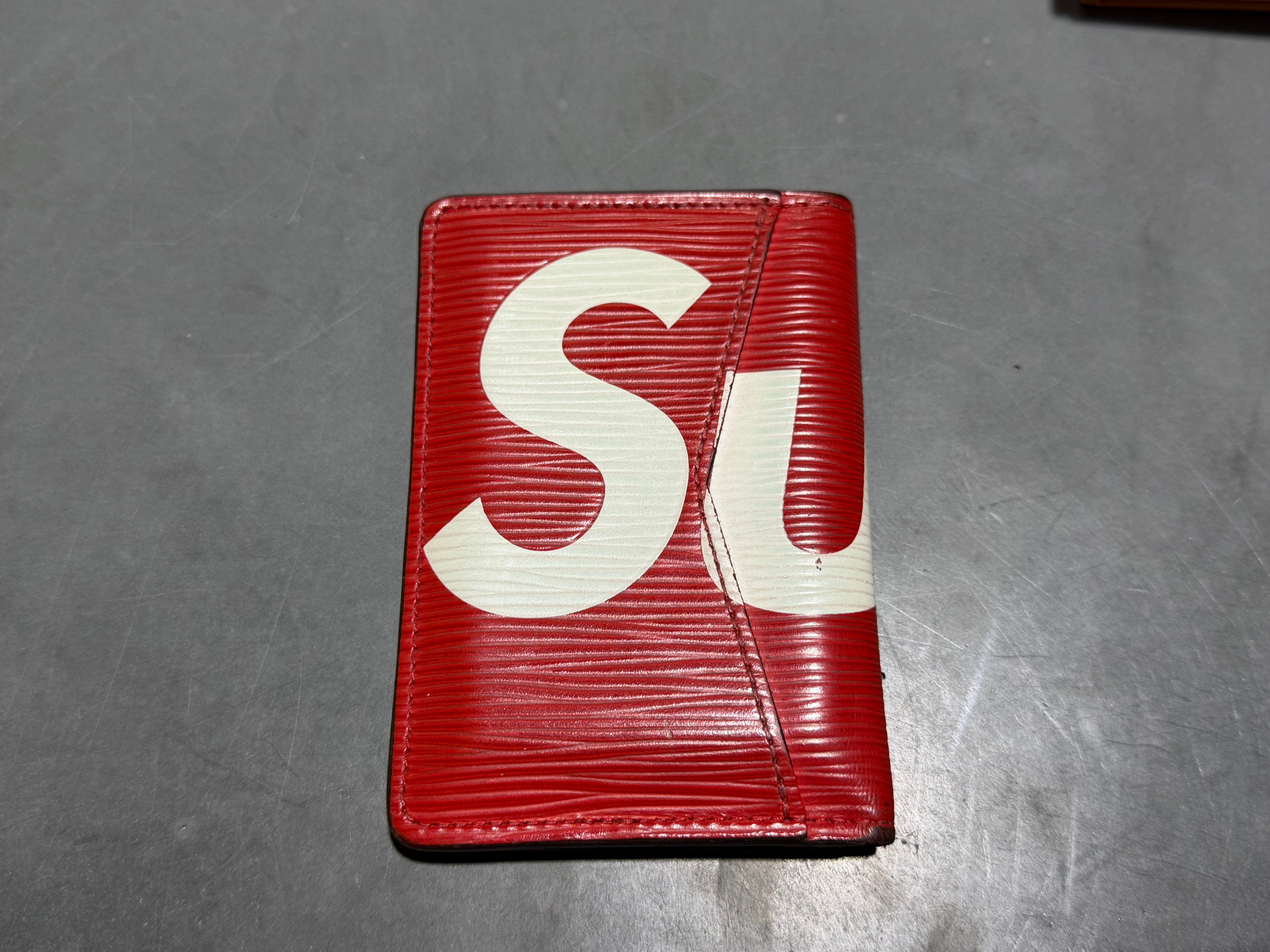 USED Supreme x Louis Vuitton Pocket Organizer Epi - Red