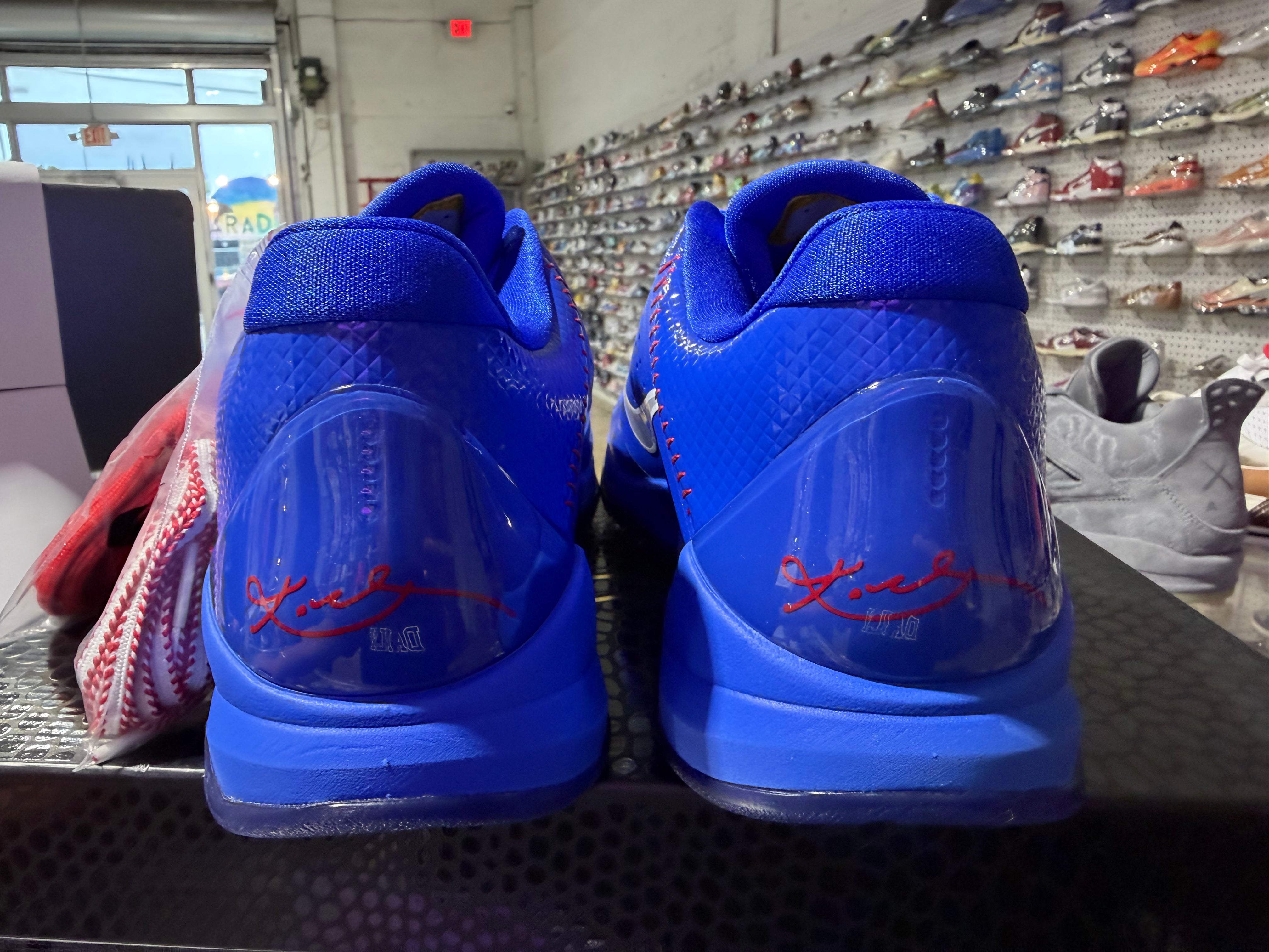 Kobe V Protro - Dodgers Size 10.5