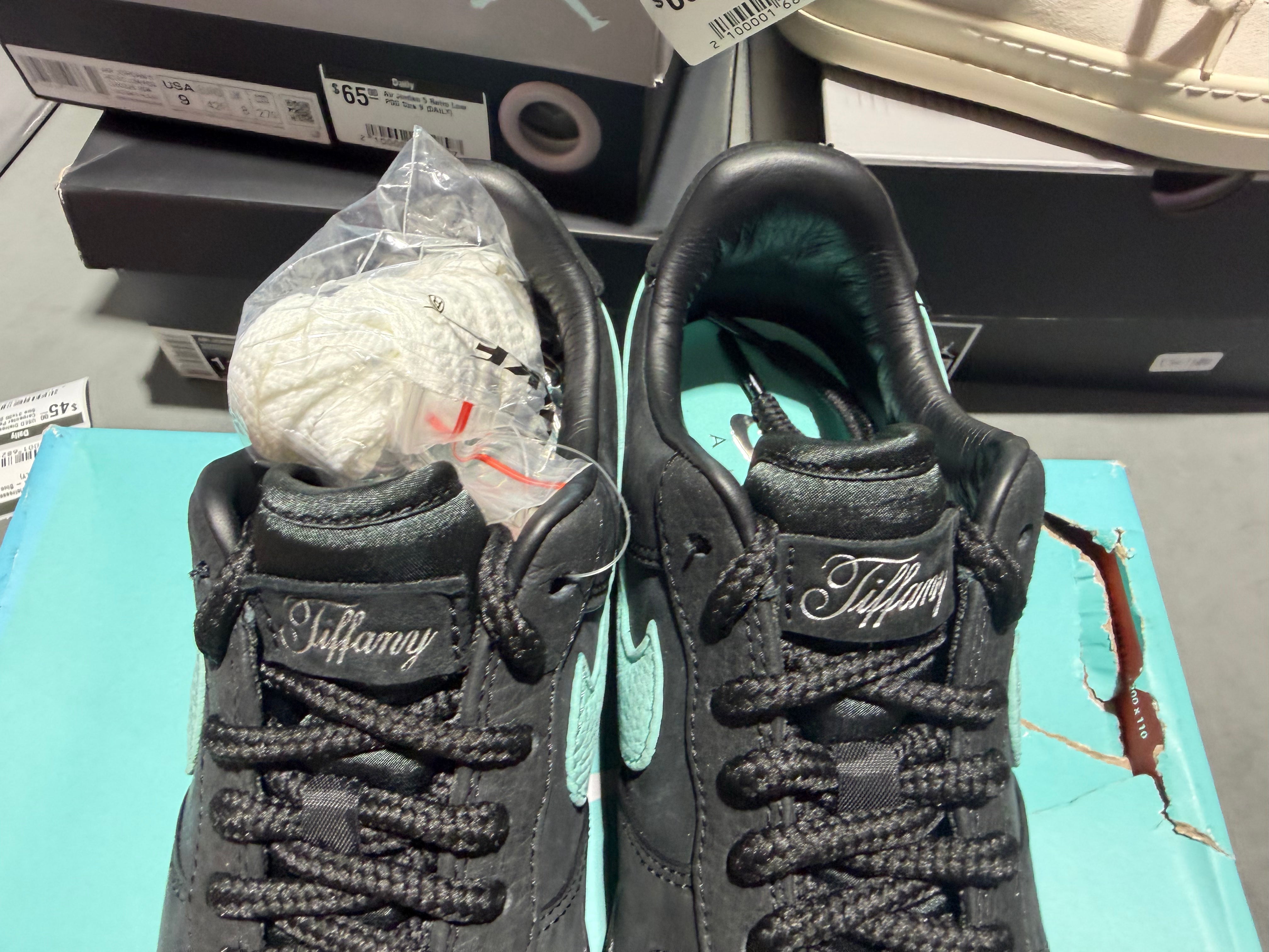 Nike Air Force 1 Low - Tiffany & CO. 1837 Size 5.5