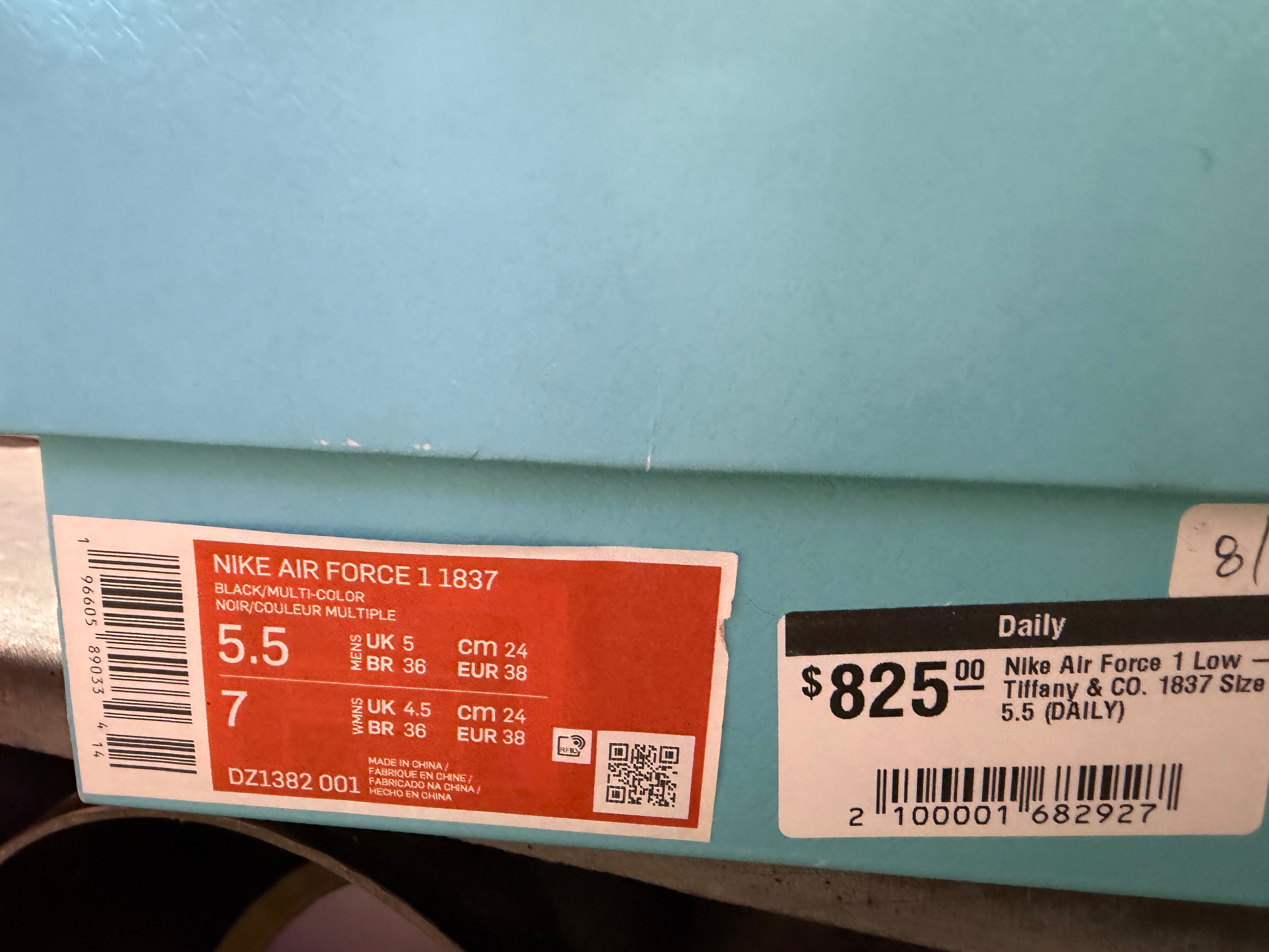 Nike Air Force 1 Low - Tiffany & CO. 1837 Size 5.5
