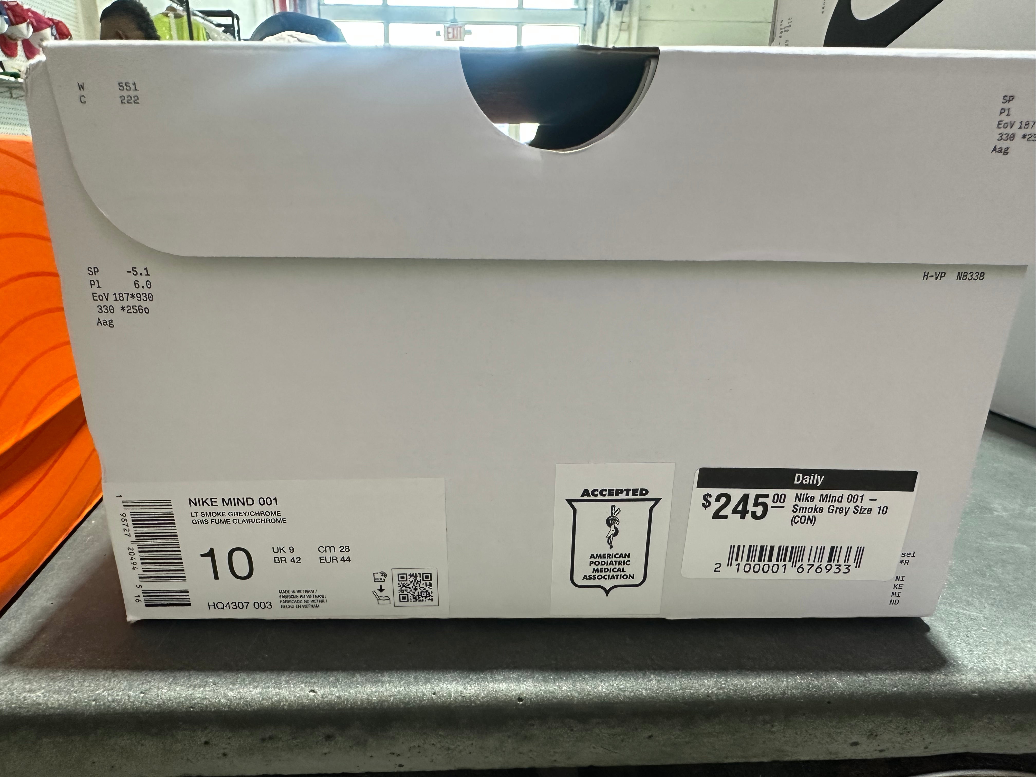 Nike Mind 001 Slide - Smoke Grey Size 10