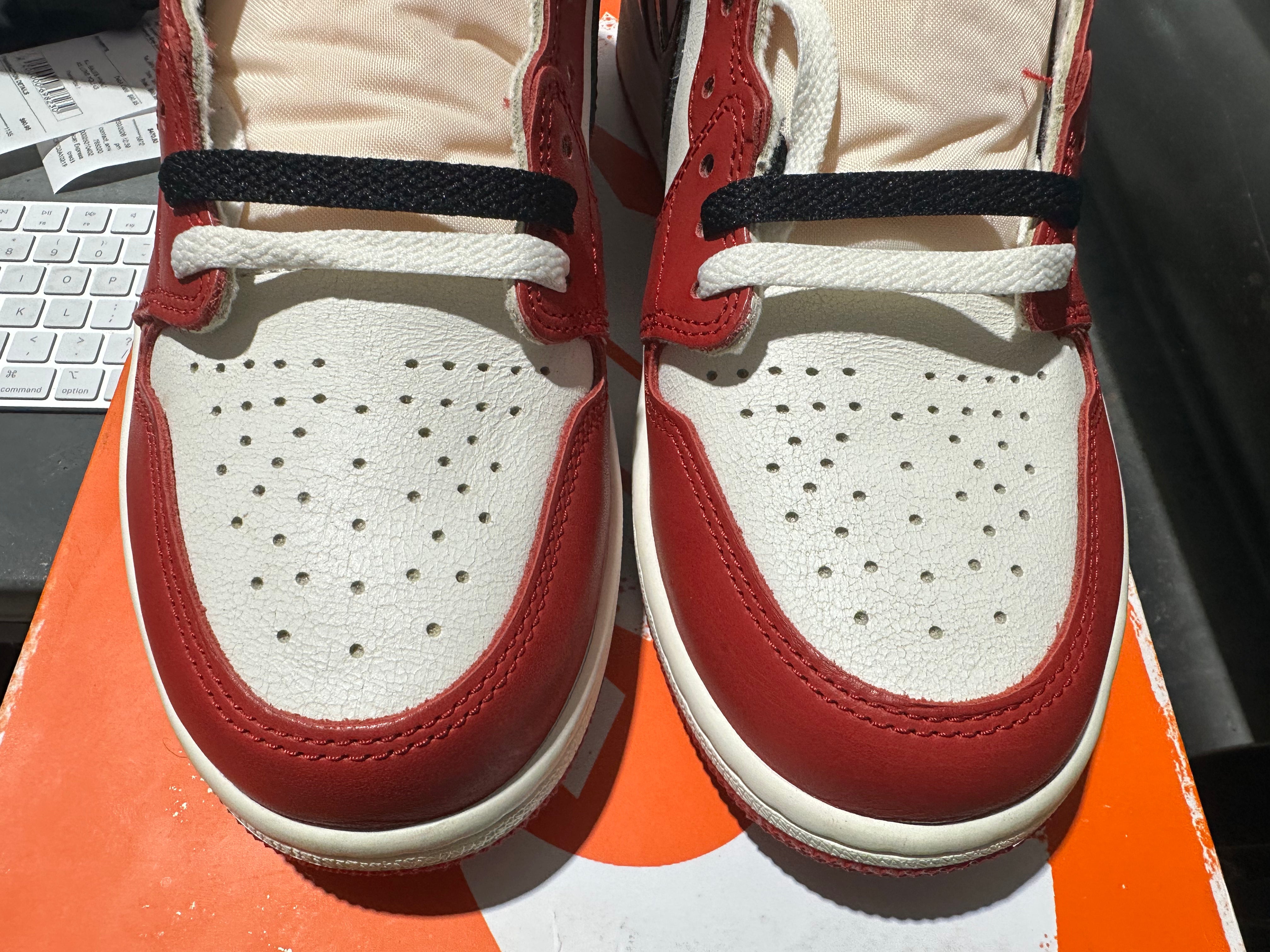 Air Jordan 1 Retro High OG - Lost & Found Size 10