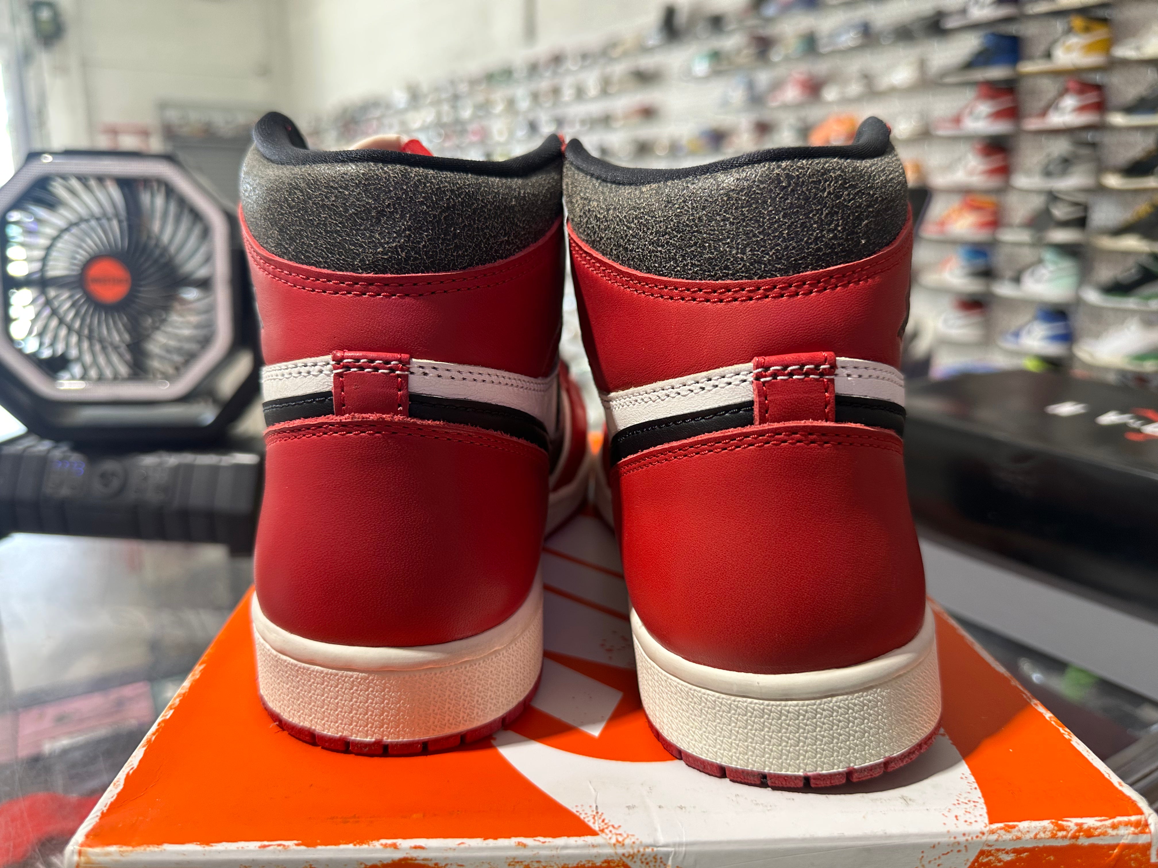 Air Jordan 1 Retro High OG - Lost & Found Size 10