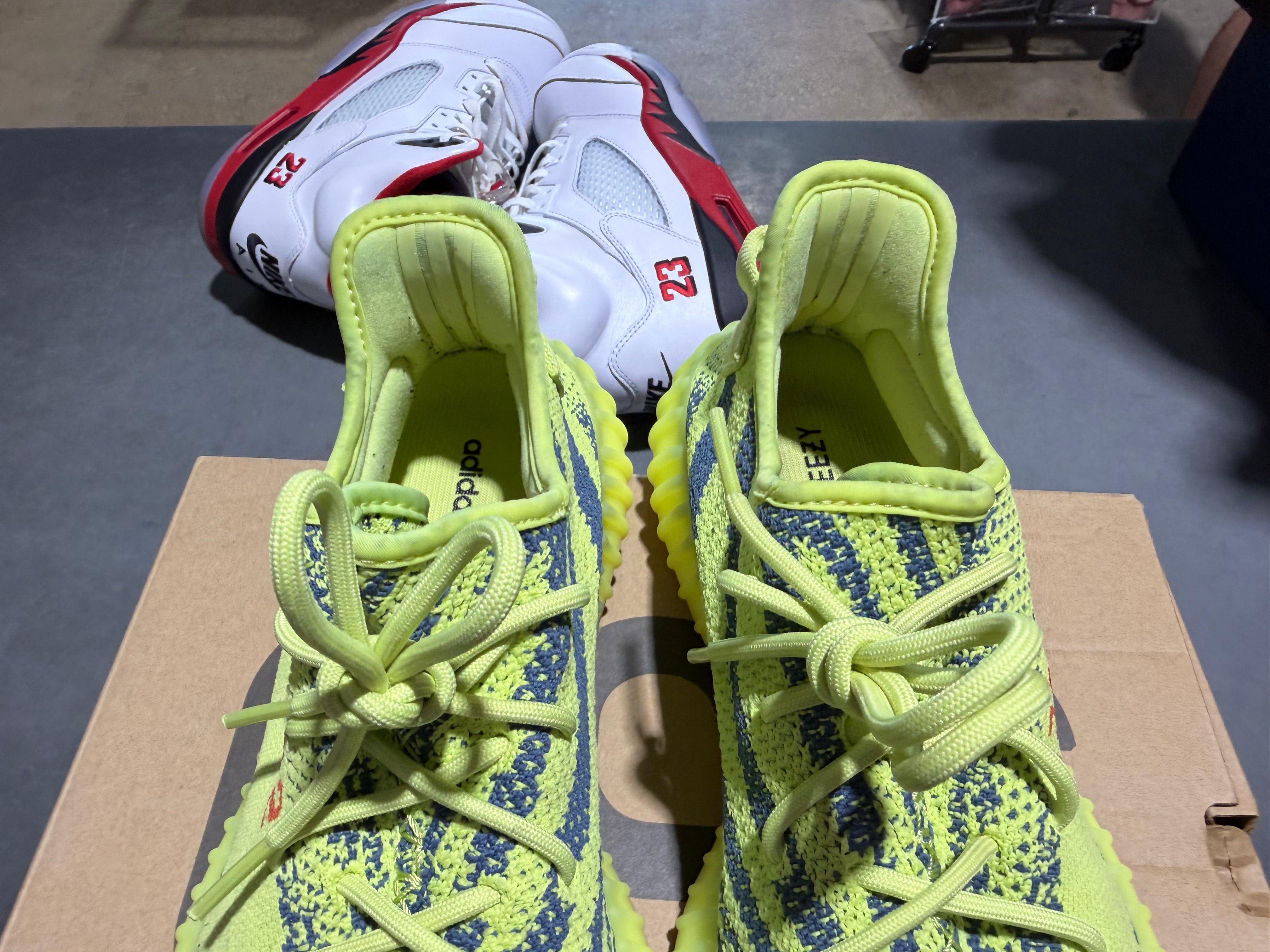 Adidas Yeezy Boost 350 V2 - Frozen Yellow Size 10