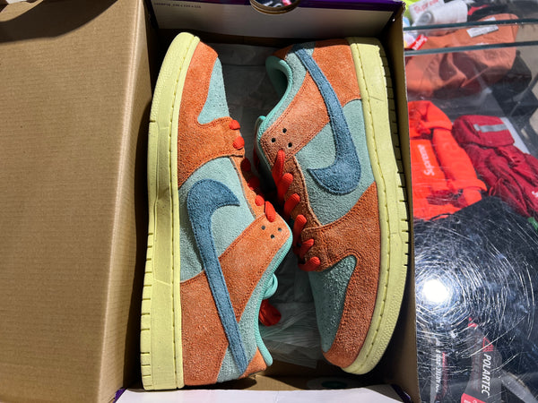 Nike SB Dunk Low Pro PRM - Orange Emerald Rise Size 12