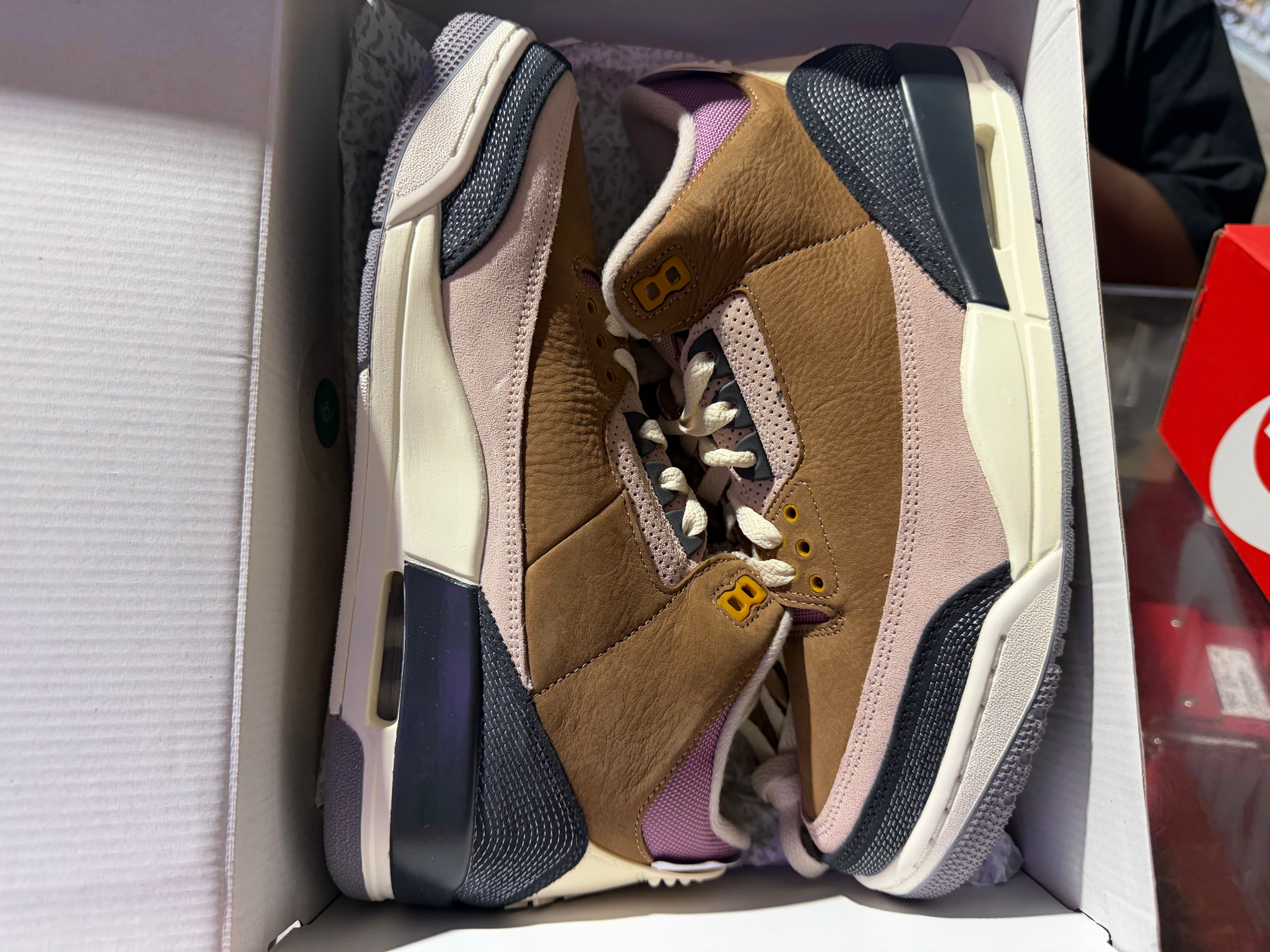 Air Jordan 3 Retro - Winterized Archaeo Brown Size 9.5
