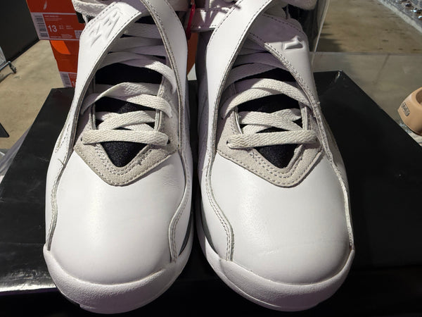Air Jordan 8 Retro - Bunny Size 9