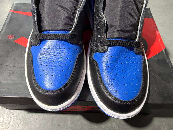 Air Jordan 1 Retro - Royal 2017 Size 10.5
