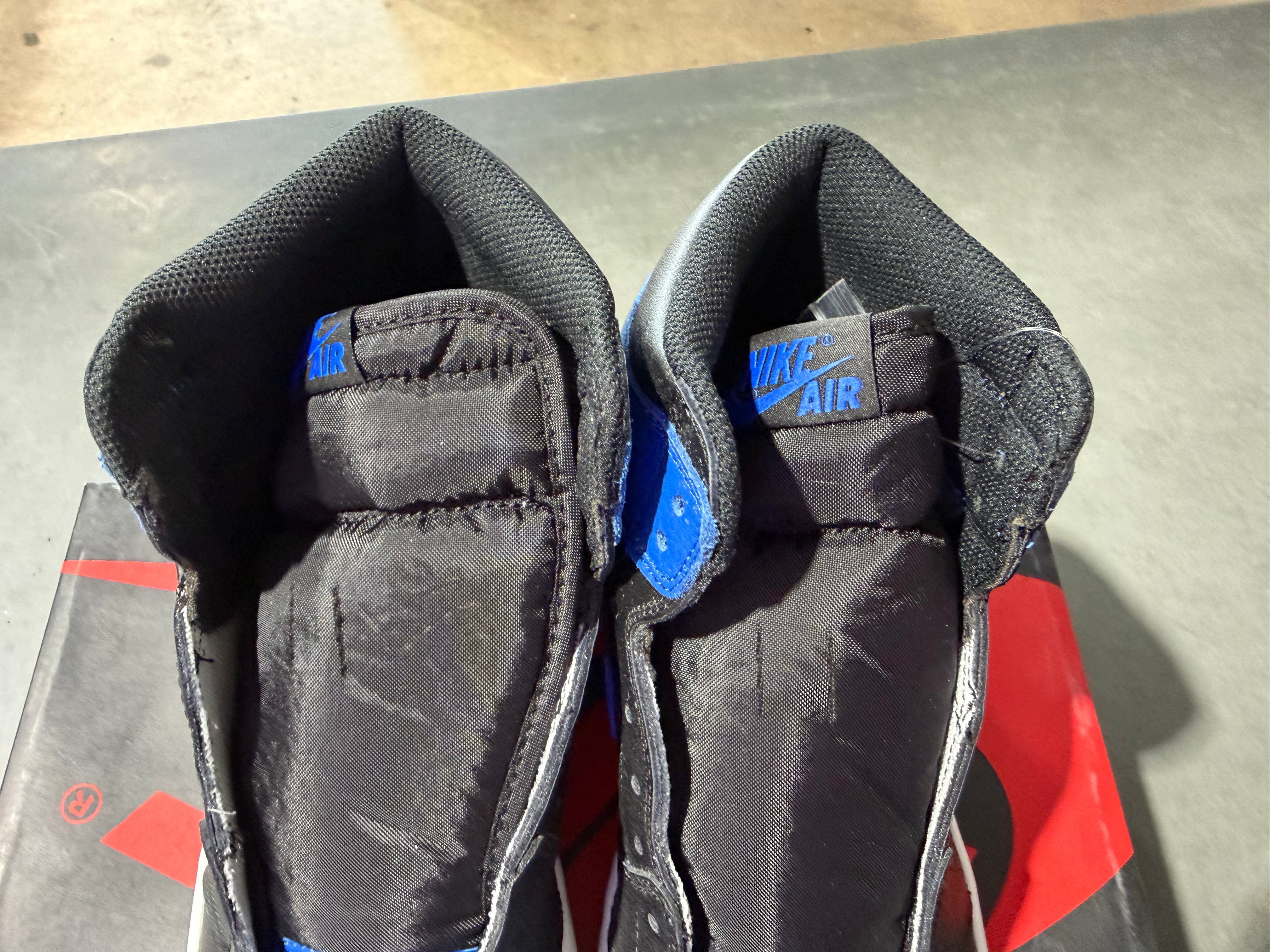Air Jordan 1 Retro - Royal 2017 Size 10.5