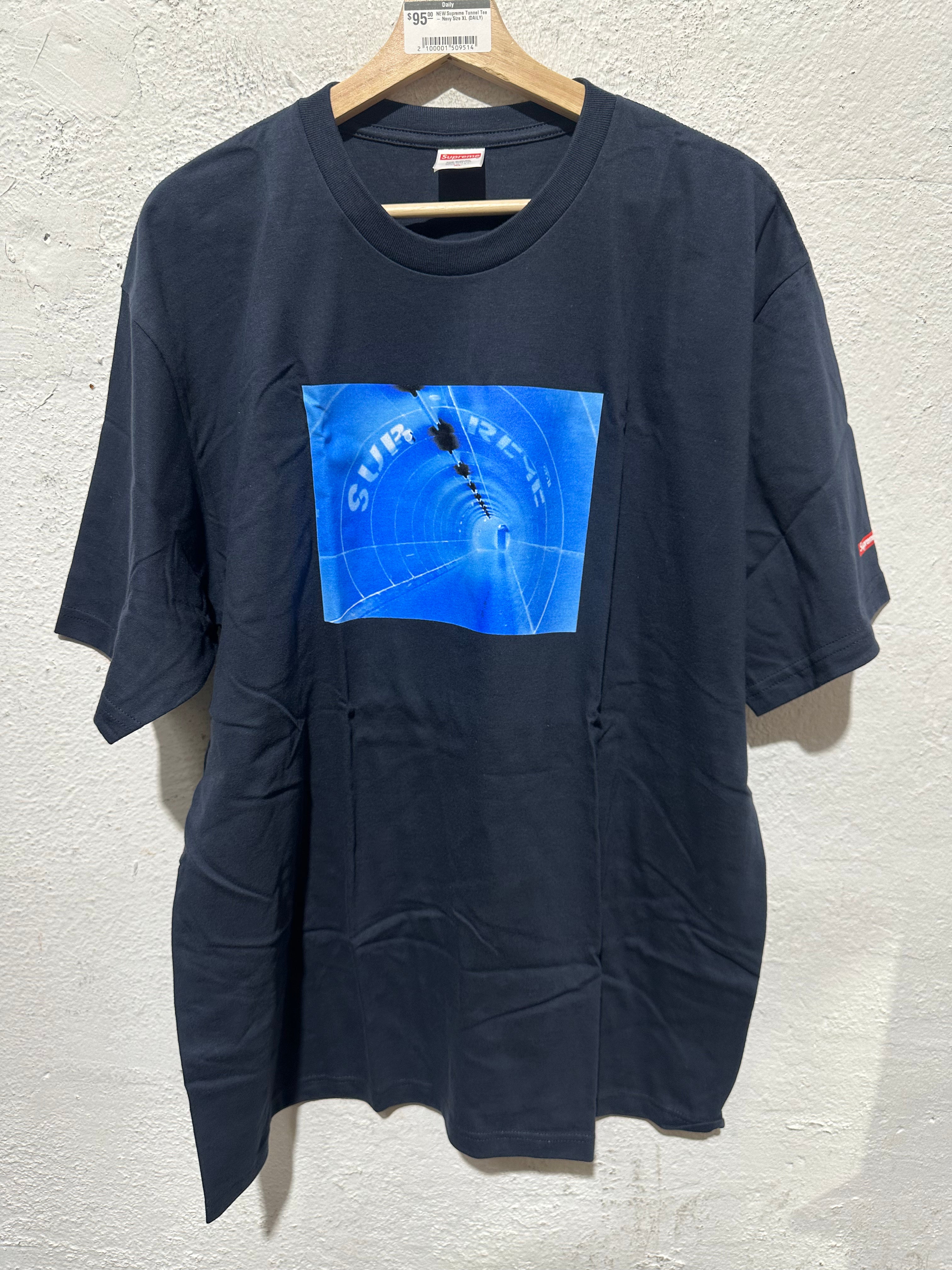 NEW Supreme Tunnel Tee - Navy Size XL