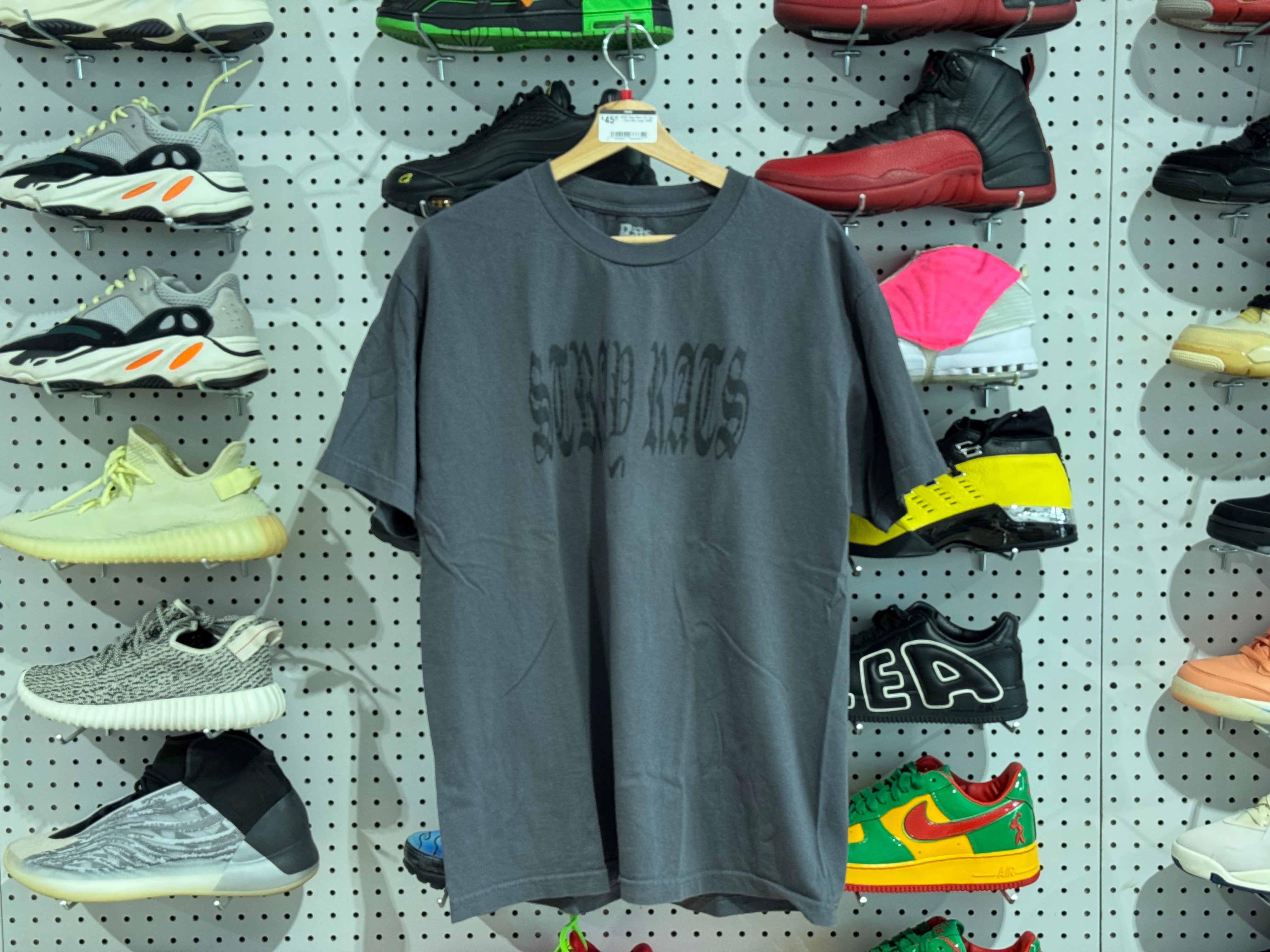 USED Stray Rats LEC Tee - Grey Size Large
