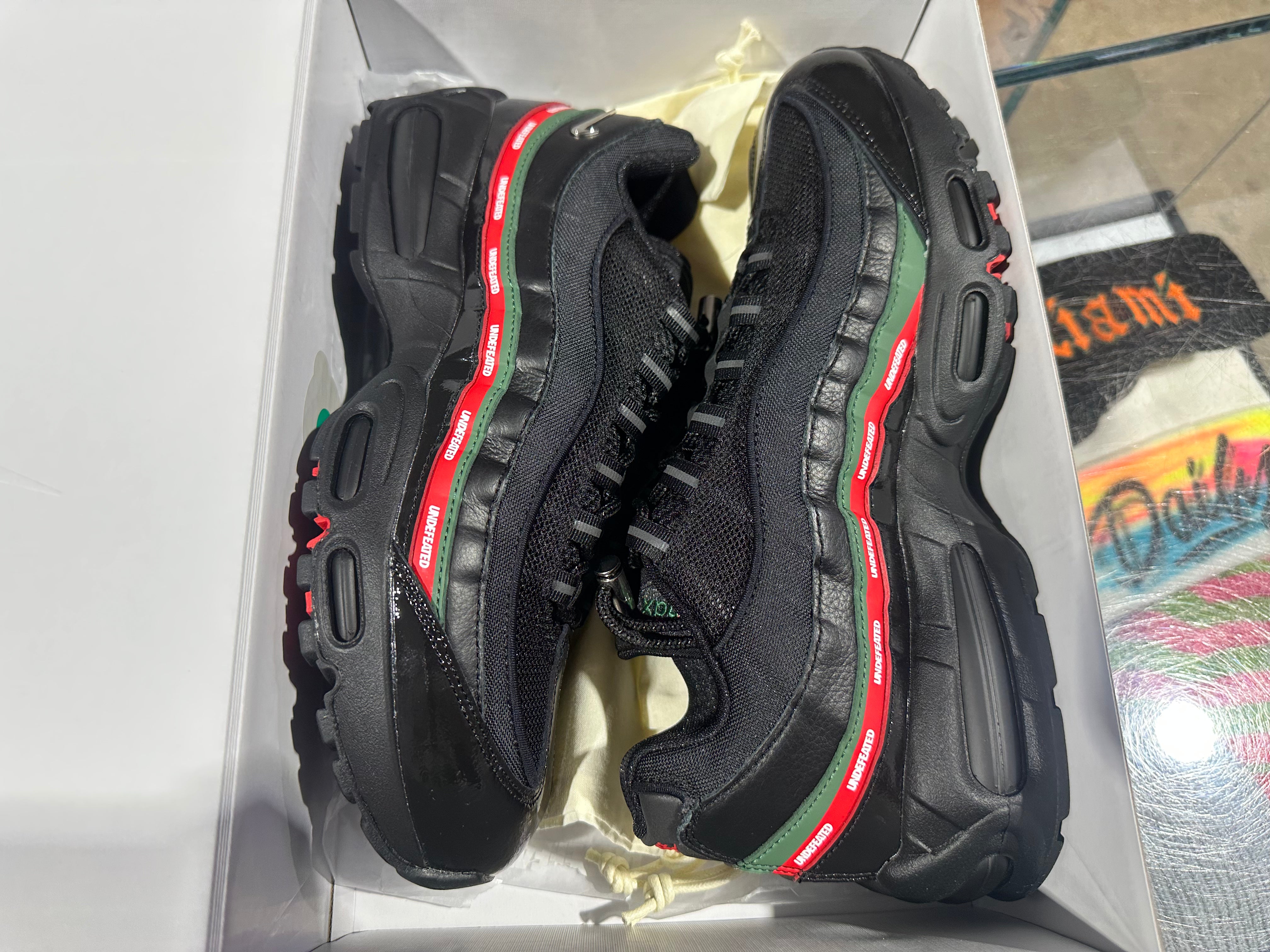 Nike Air Max 95 x Undefeated - Black / Gucci  Size 10