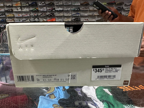 Nike Air Max 95 x Undefeated - Black / Gucci  Size 10