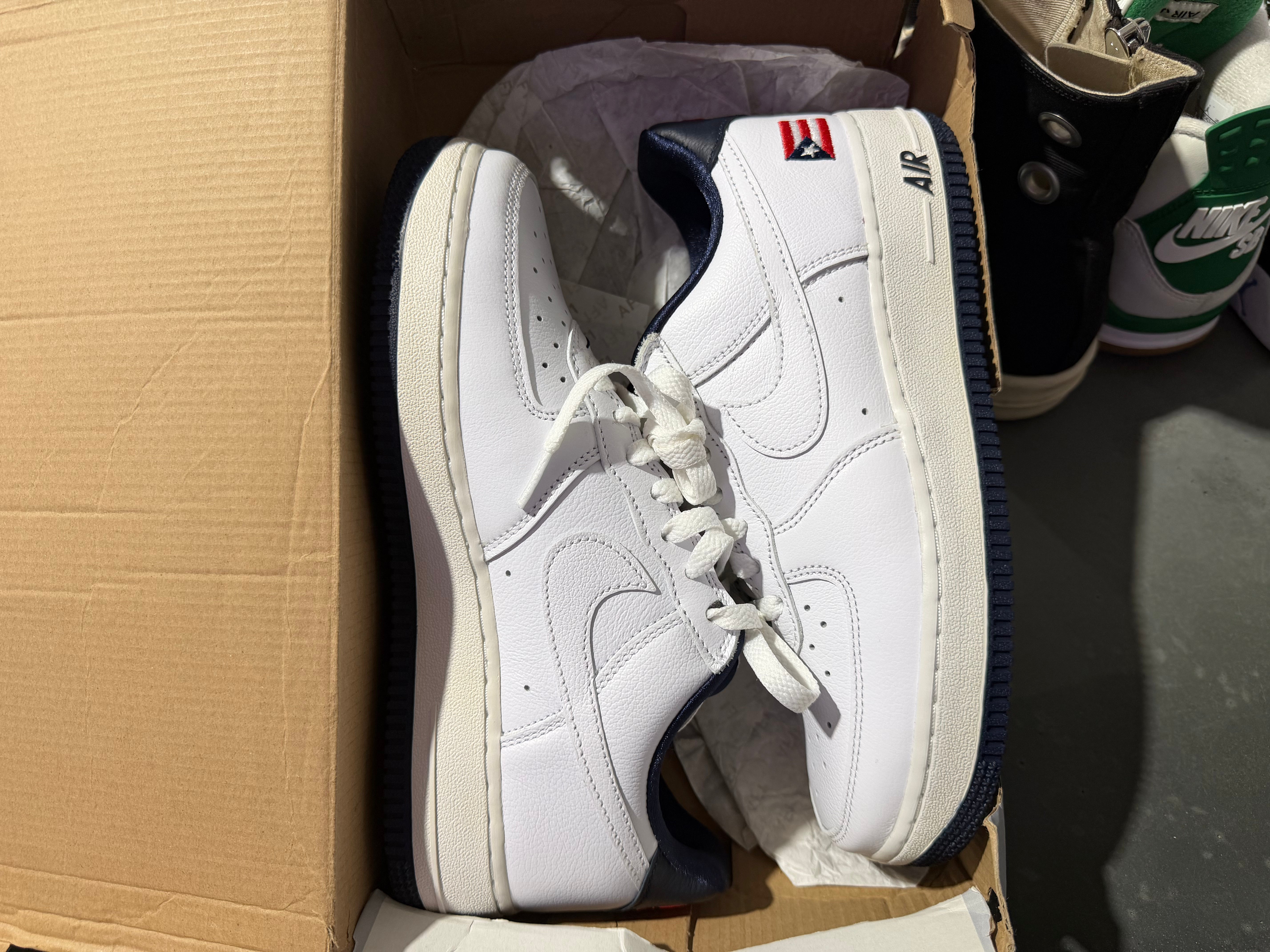 Nike Air Force 1 Low - Puerto Rico Size 6.5