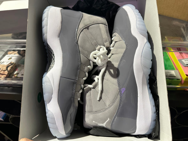 Air Jordan 11 Retro - Cool Grey 2021 Size 9.5