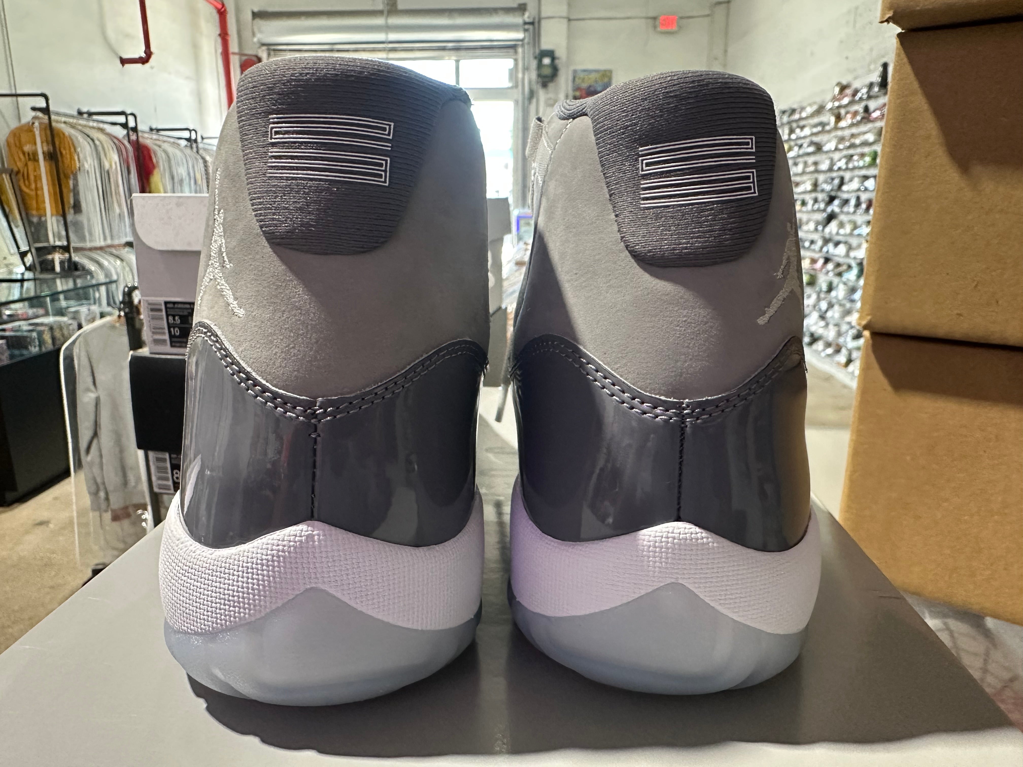 Air Jordan 11 Retro - Cool Grey 2021 Size 9.5