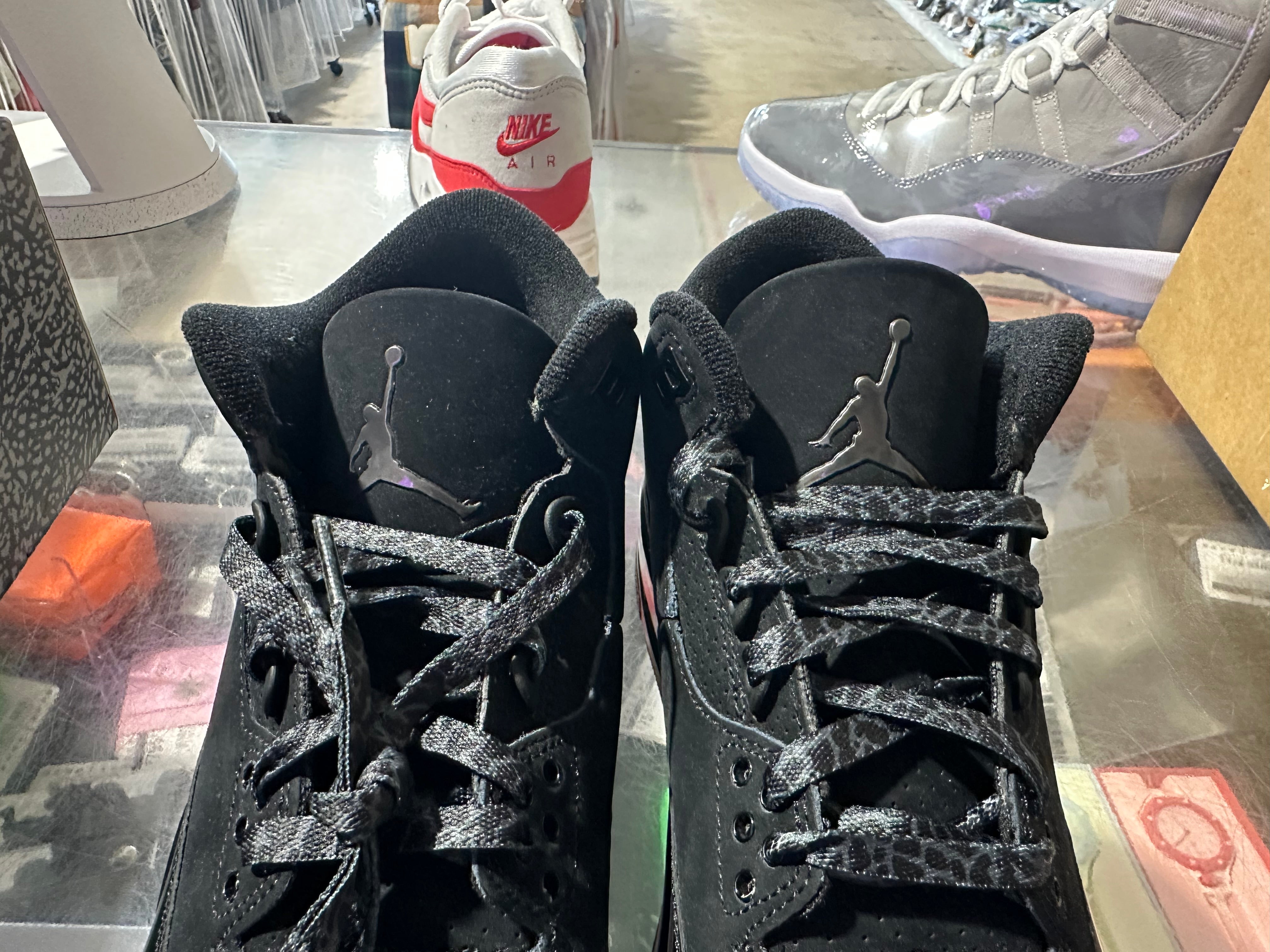 Air Jordan 3 Retro - Black Cat Size 8.5