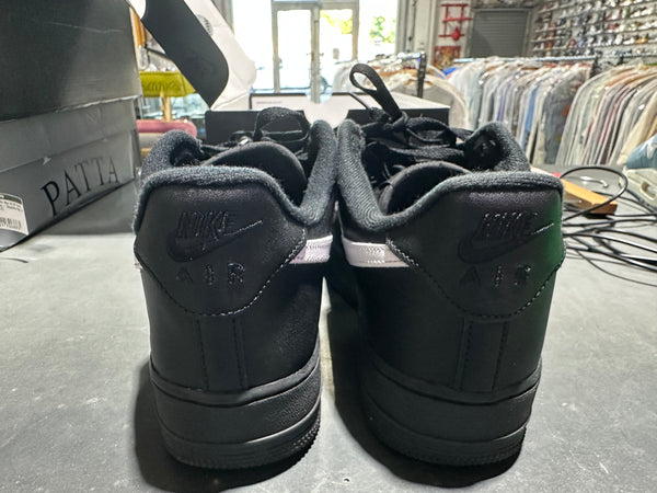 Nike Air Force 1 Low Supreme - Black/White Size 9
