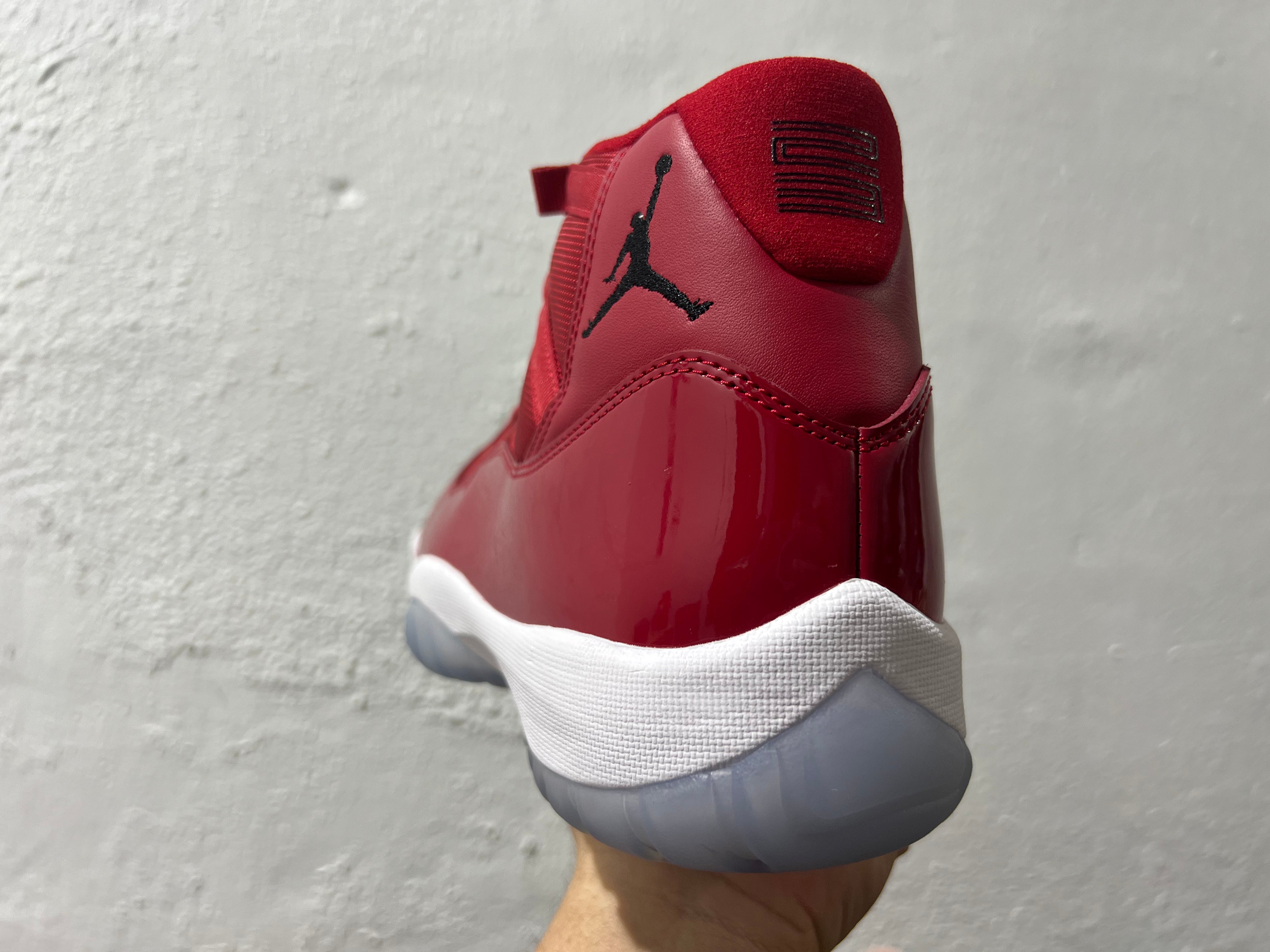 Air Jordan 11 Retro - Win like 96 Size 11.5