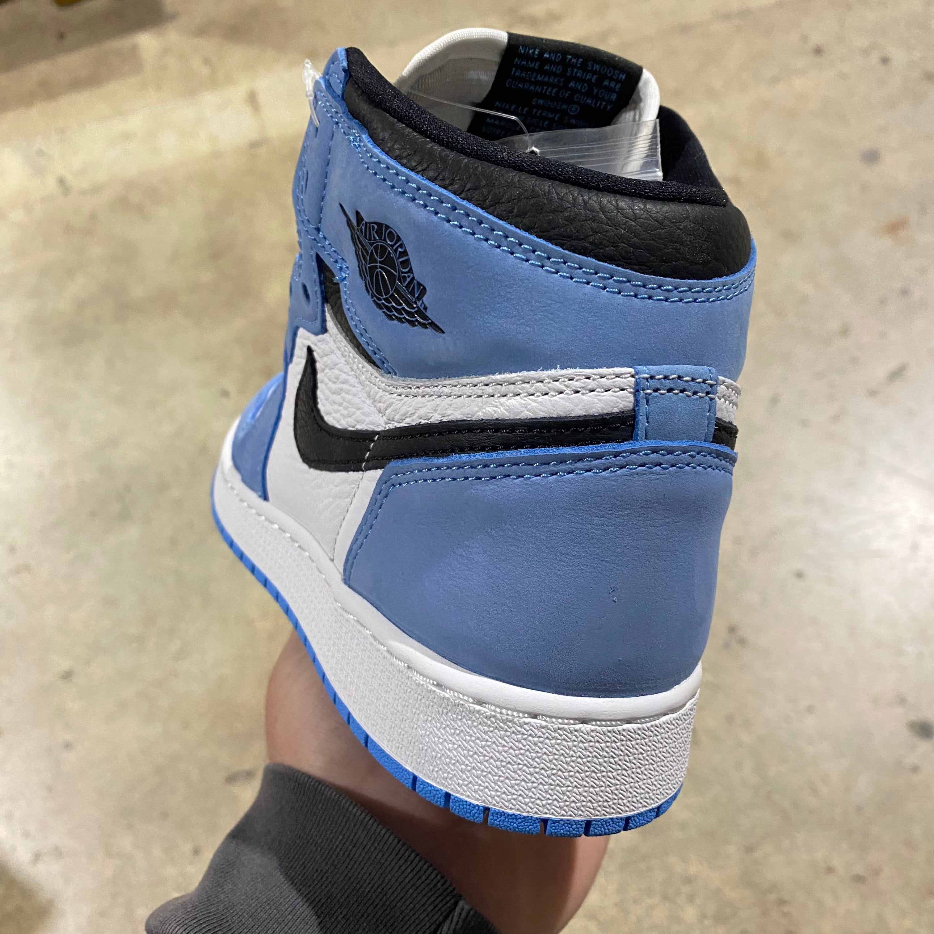 Air Jordan 1 Retro High OG (GS) - University Blue